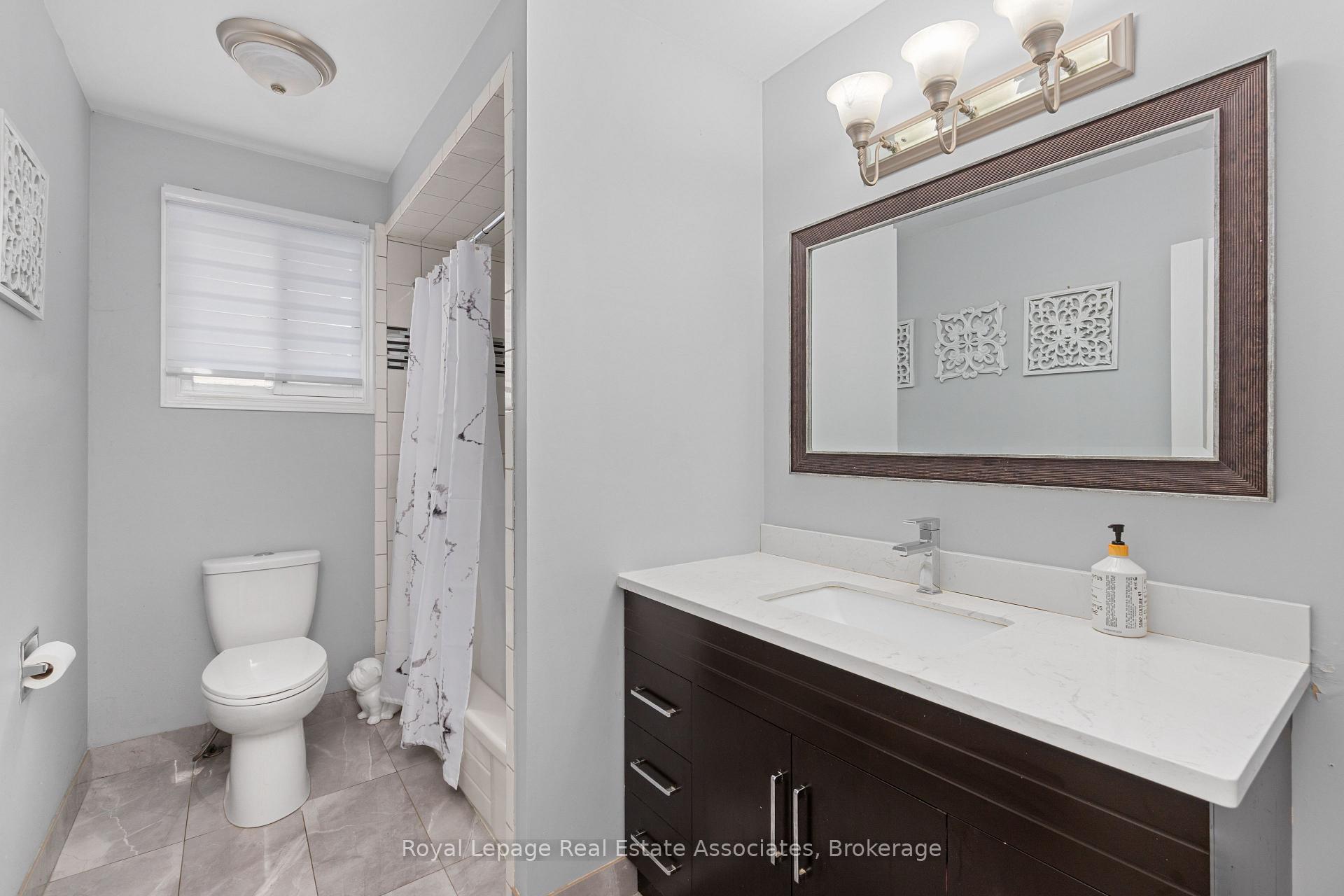 Photo 13 of 537 Mathewman Crescent, Burlington, Appleby — HOMEH