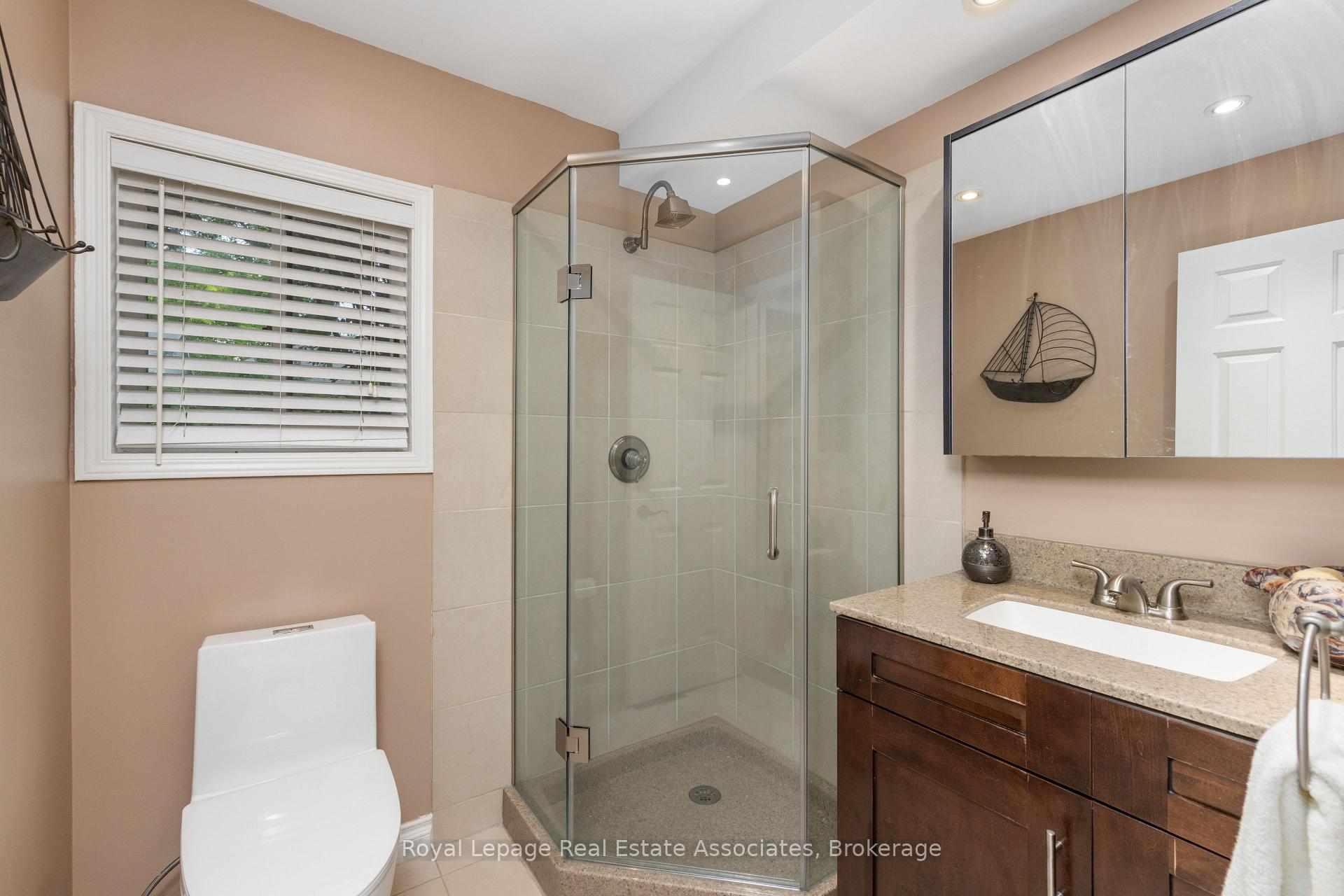 Photo 20 of 537 Mathewman Crescent, Burlington, Appleby — HOMEH