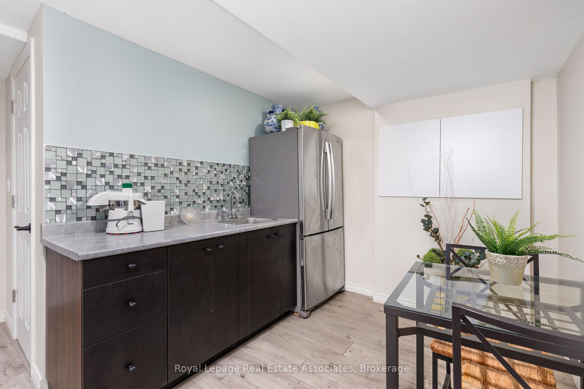 Photo 24 of 537 Mathewman Crescent, Burlington, Appleby — HOMEH