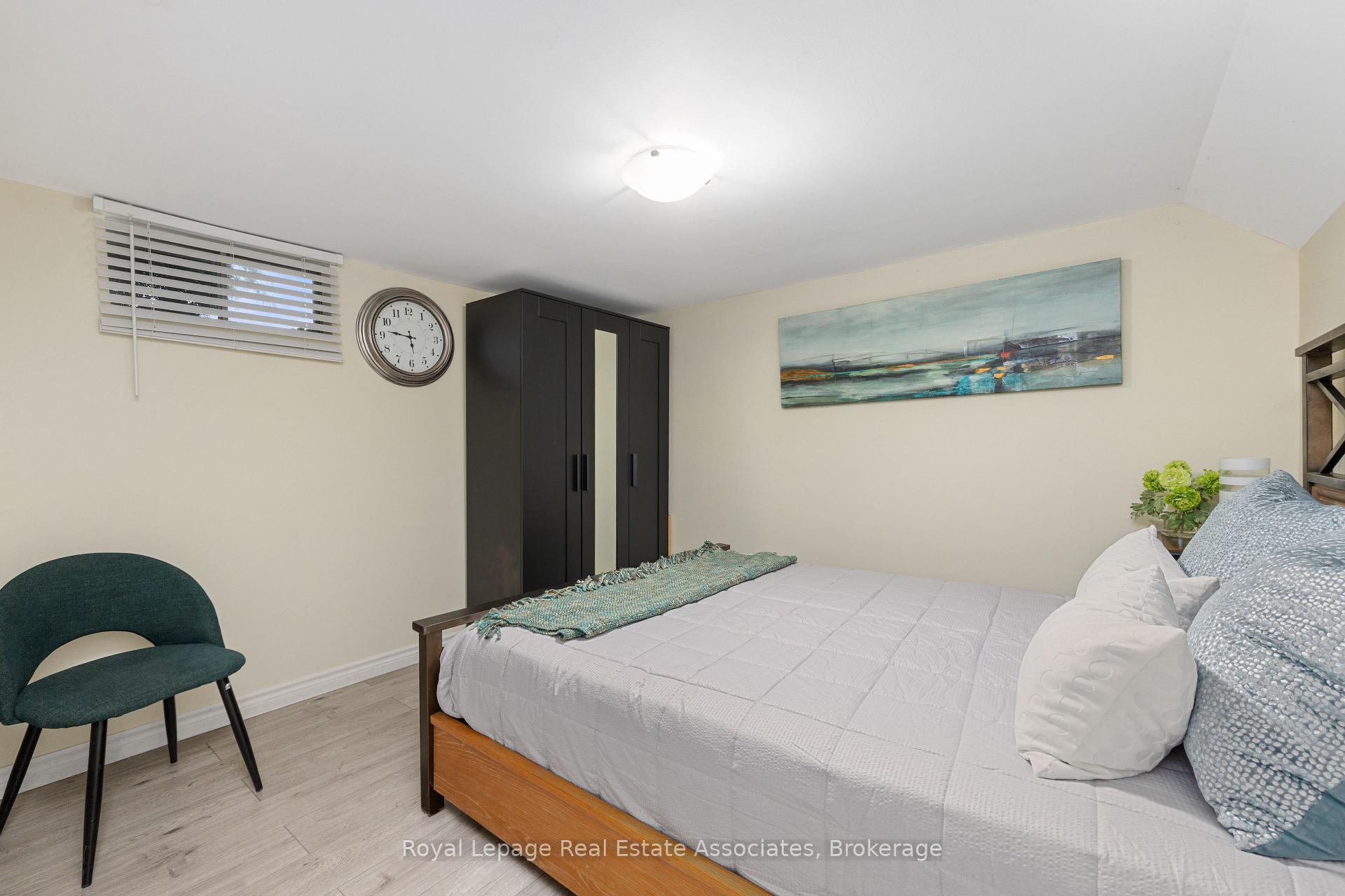 Photo 25 of 537 Mathewman Crescent, Burlington, Appleby — HOMEH