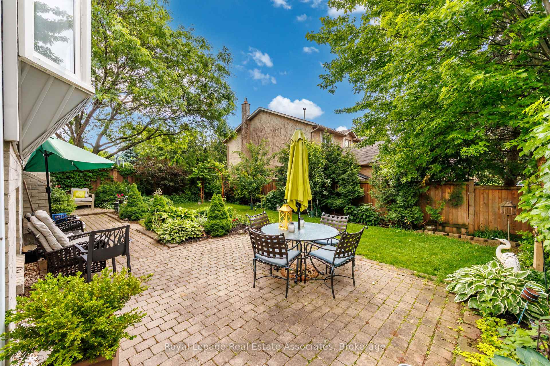 Photo 31 of 537 Mathewman Crescent, Burlington, Appleby — HOMEH