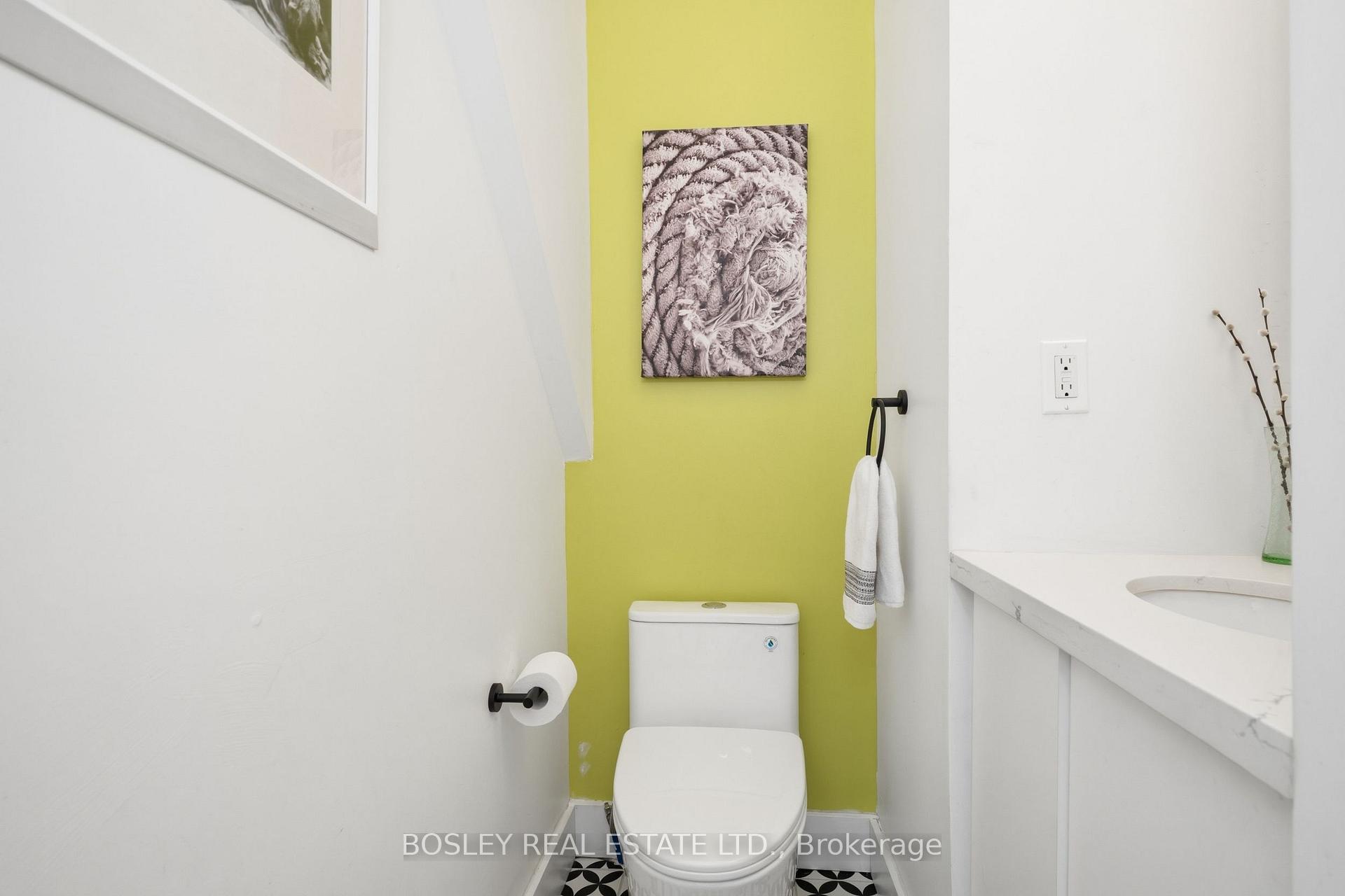 Photo 40 of 55 Algoma Street, Etobicoke, Mimico — HOMEH