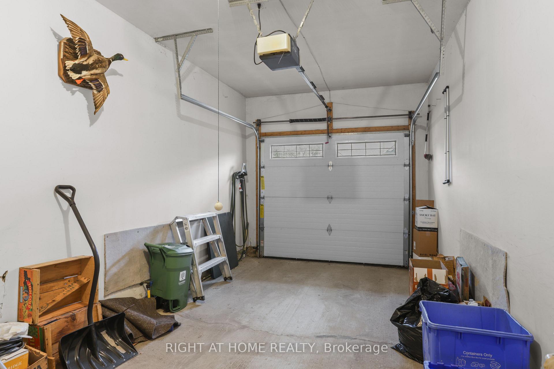 Photo 29 of Unit 12, 215 North Centre Road, London, North B — HOMEH