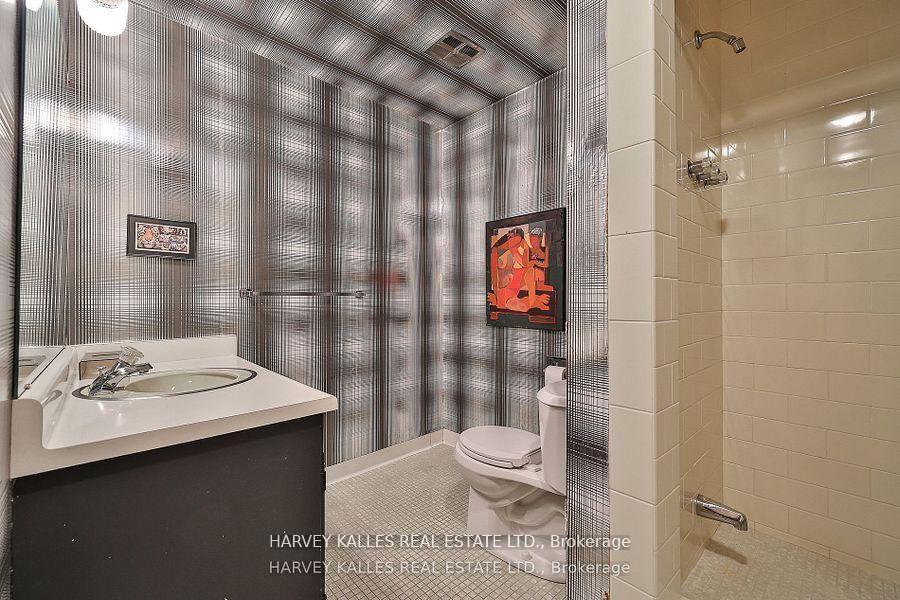 Photo 29 of 38 Fifeshire Road, North York, St. Andrew-Windfields — HOMEH