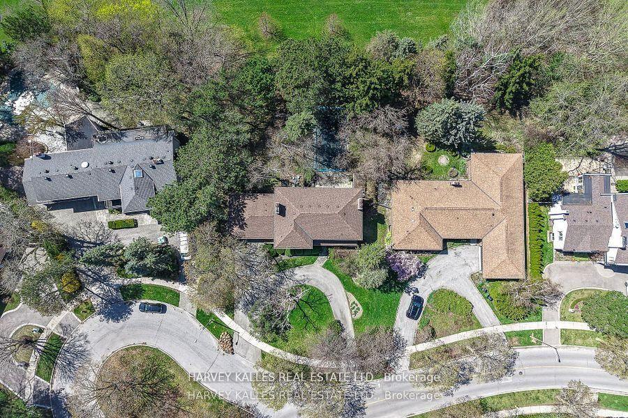 Photo 35 of 38 Fifeshire Road, North York, St. Andrew-Windfields — HOMEH