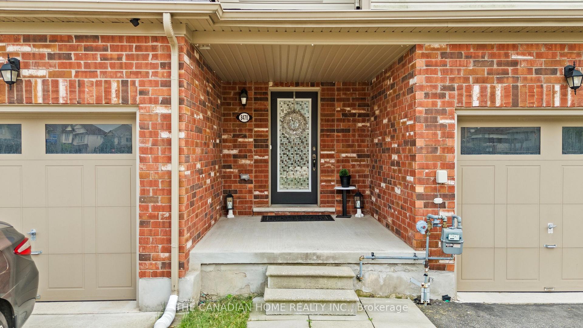 Photo 5 of 8470 Hickory Lane N, Niagara Falls, Brown — HOMEH