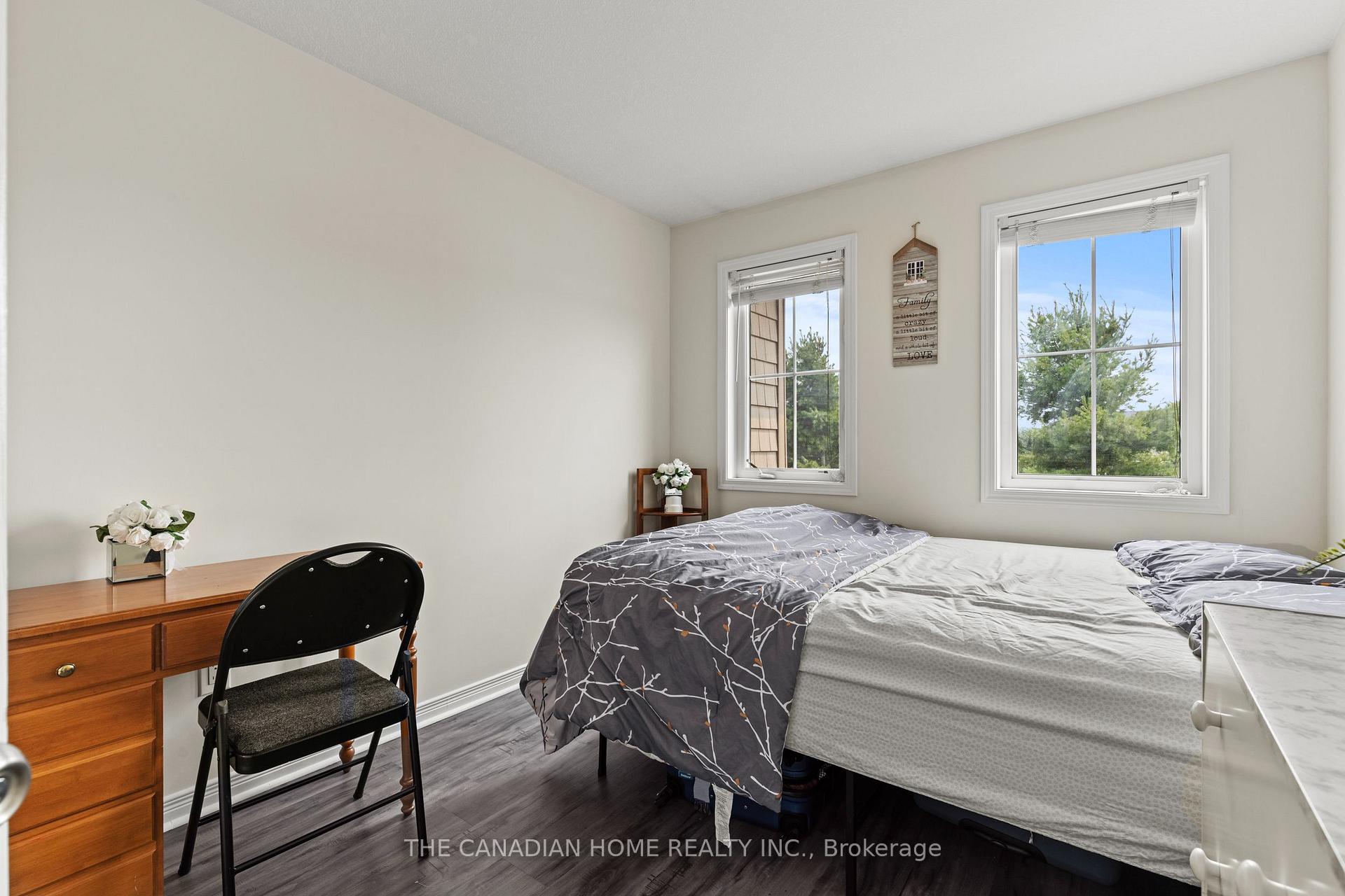 Photo 23 of 8470 Hickory Lane N, Niagara Falls, Brown — HOMEH