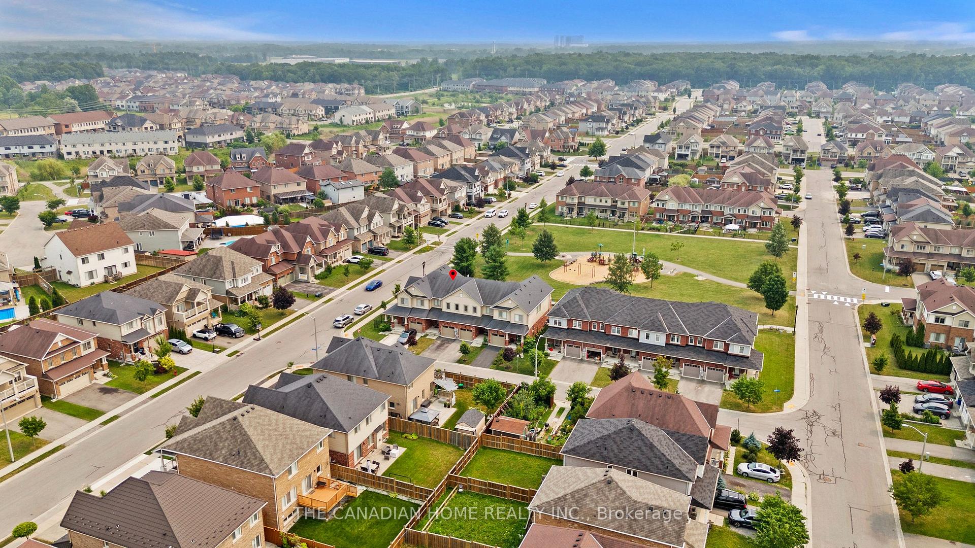 Photo 33 of 8470 Hickory Lane N, Niagara Falls, Brown — HOMEH
