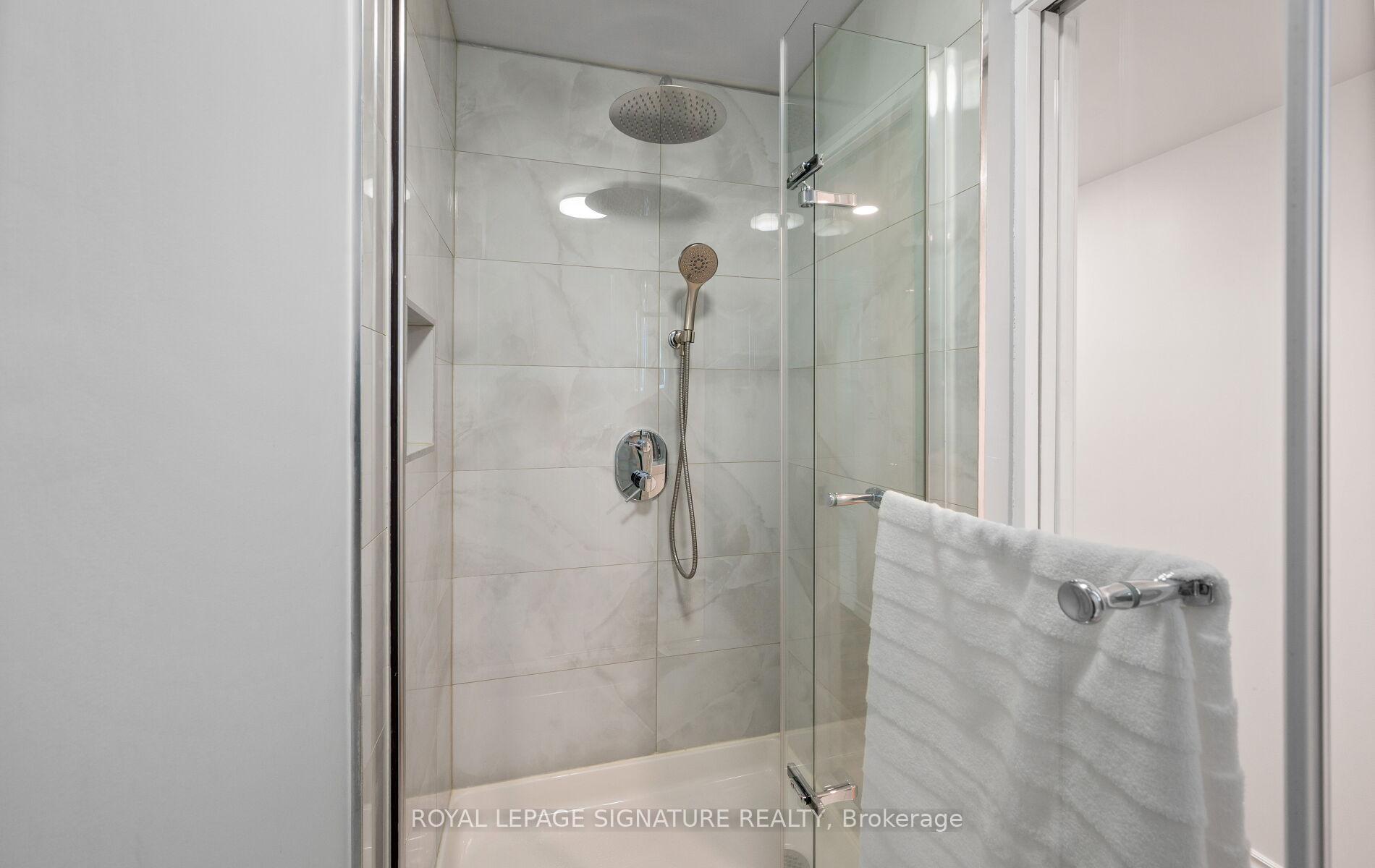 Photo 33 of 6943 Estoril Road, Mississauga, Meadowvale — HOMEH