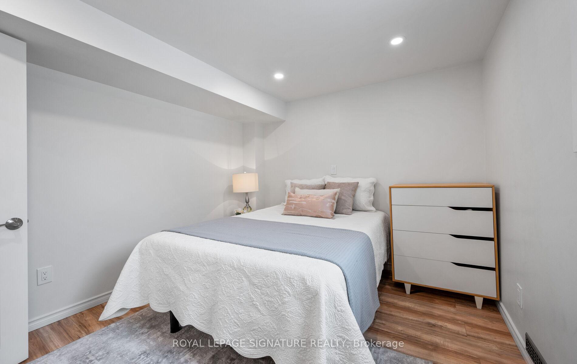 Photo 35 of 6943 Estoril Road, Mississauga, Meadowvale — HOMEH