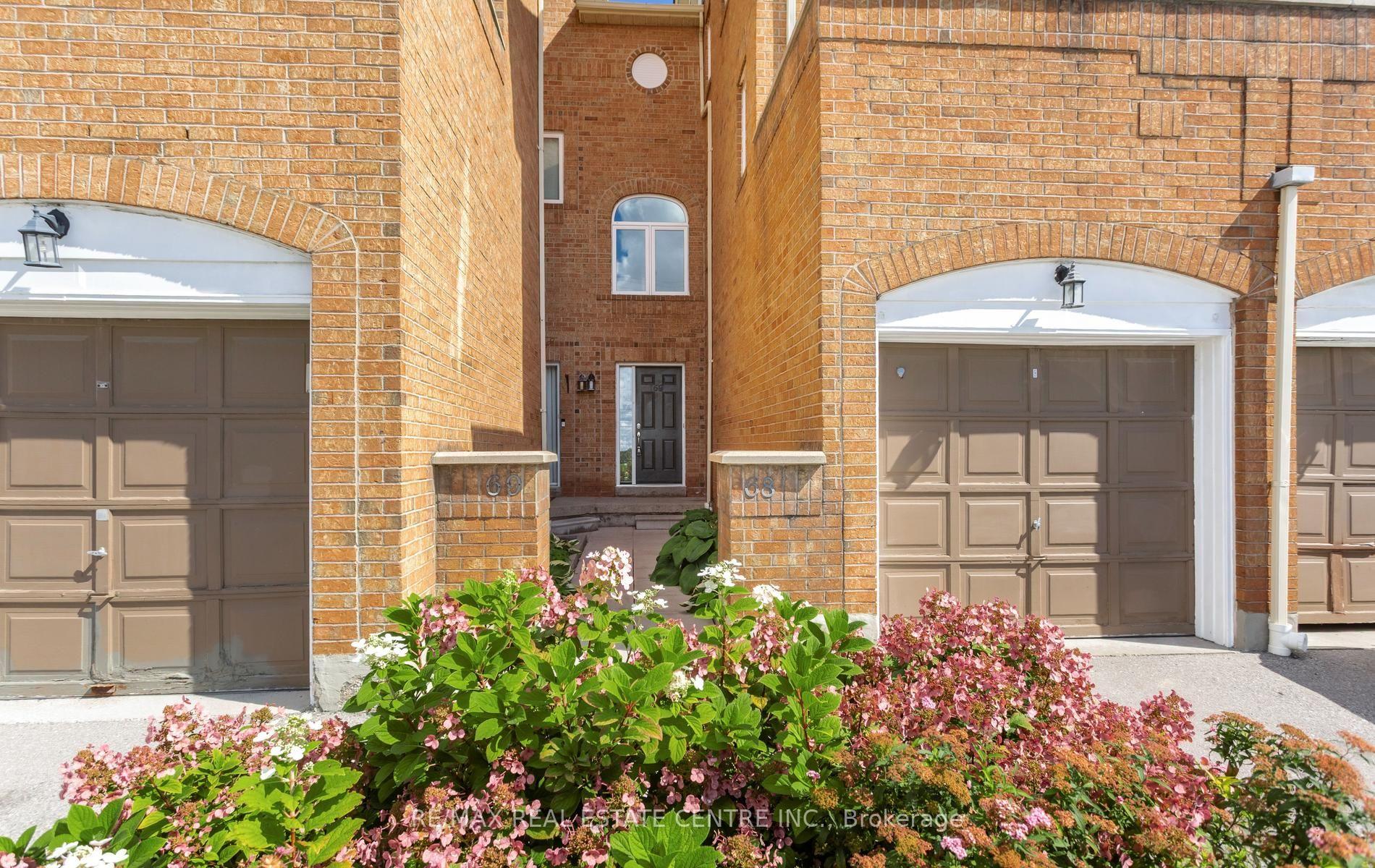 Photo 3 of Unit 68, 45 Bristol Road E, Mississauga, Hurontario — HOMEH