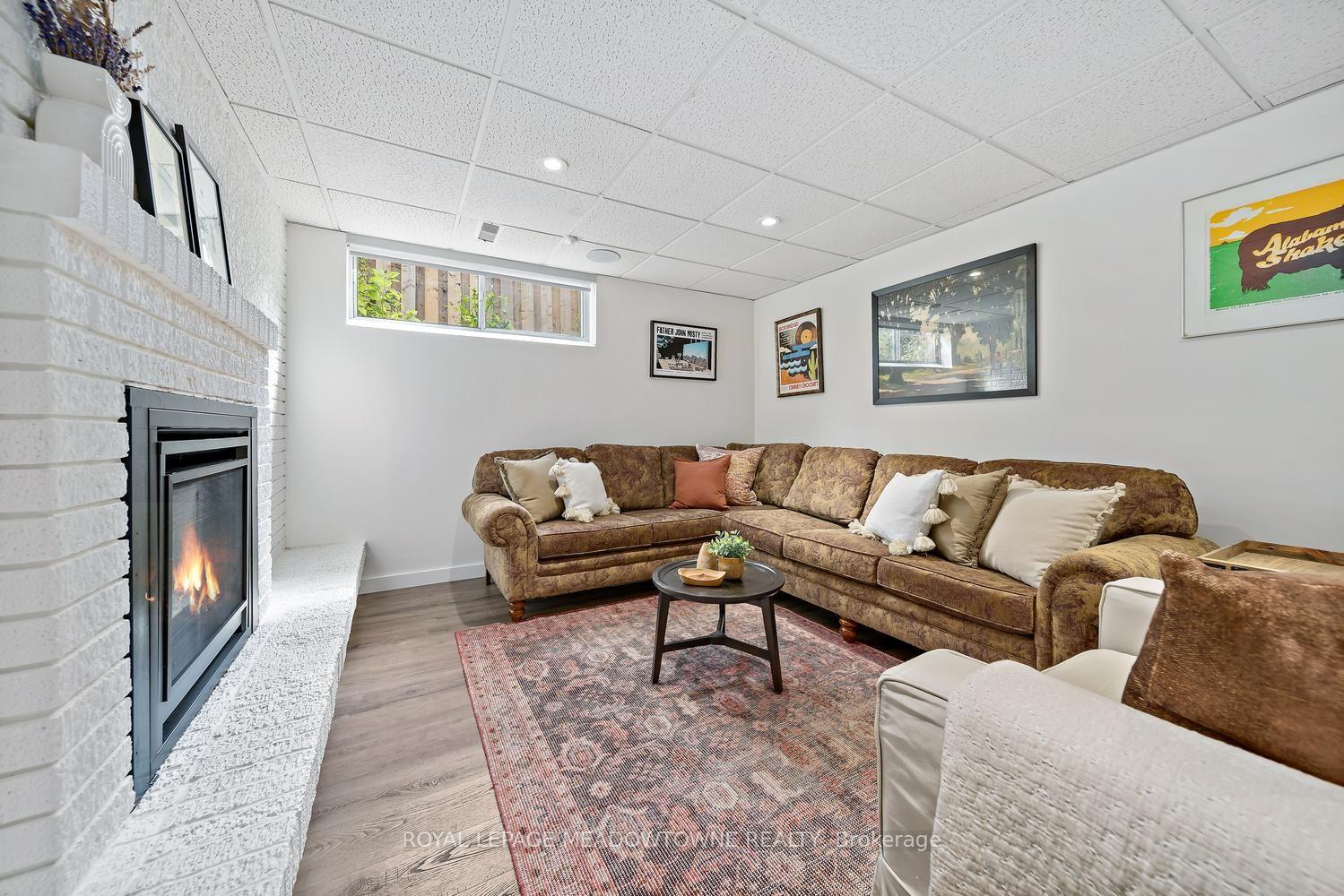 Photo 34 of 42 Oxenden Crescent, Etobicoke, Eringate-Centennial-West Deane — HOMEH
