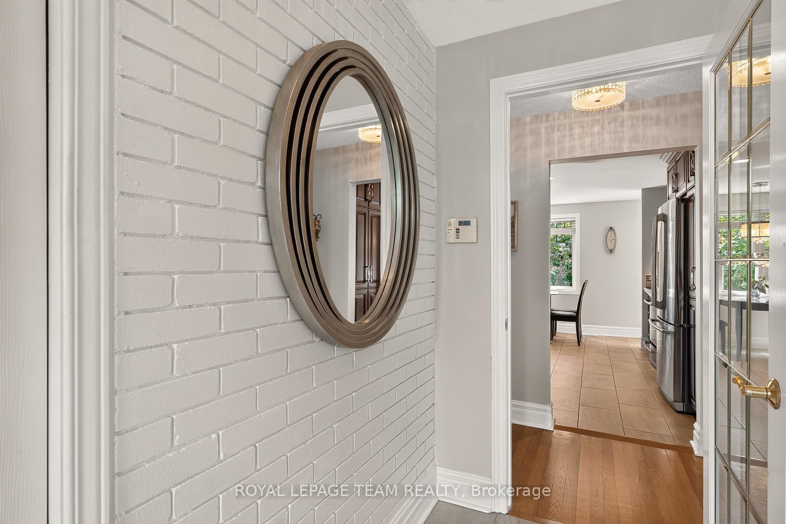 Photo 3 of 1840 Appleford Street, Ottawa, Beacon Hill South — HOMEH