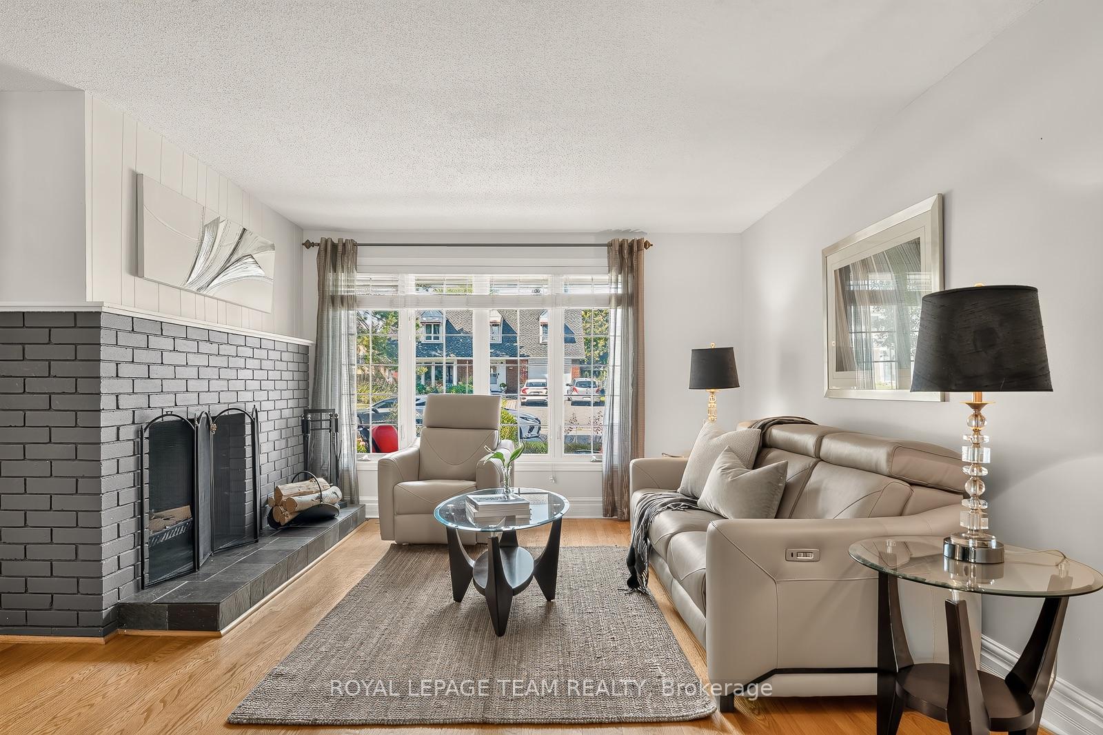 Photo 5 of 1840 Appleford Street, Ottawa, Beacon Hill South — HOMEH
