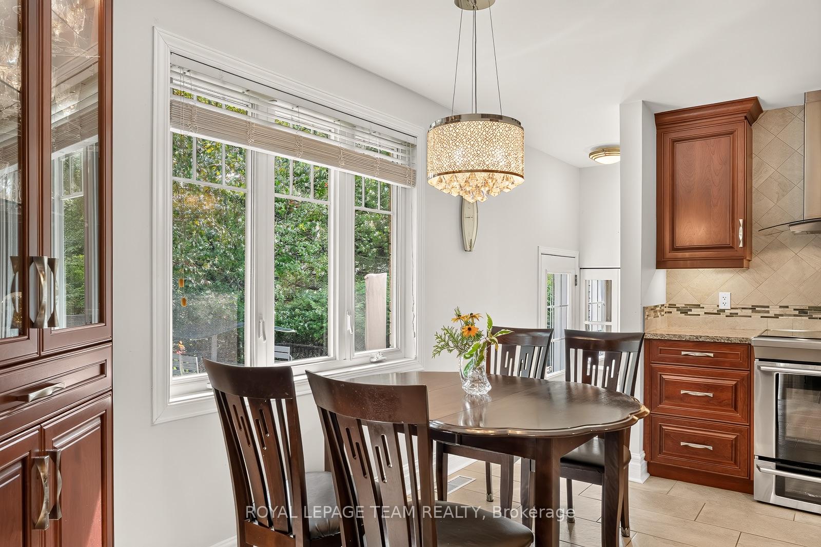 Photo 13 of 1840 Appleford Street, Ottawa, Beacon Hill South — HOMEH