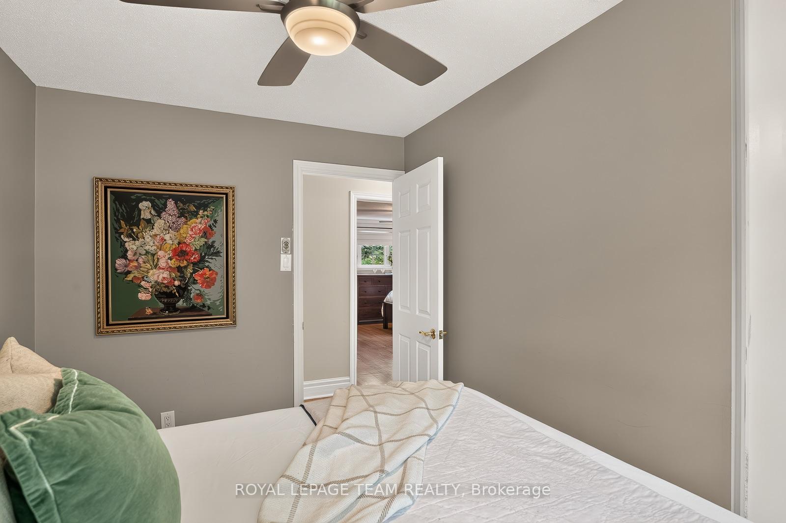 Photo 23 of 1840 Appleford Street, Ottawa, Beacon Hill South — HOMEH