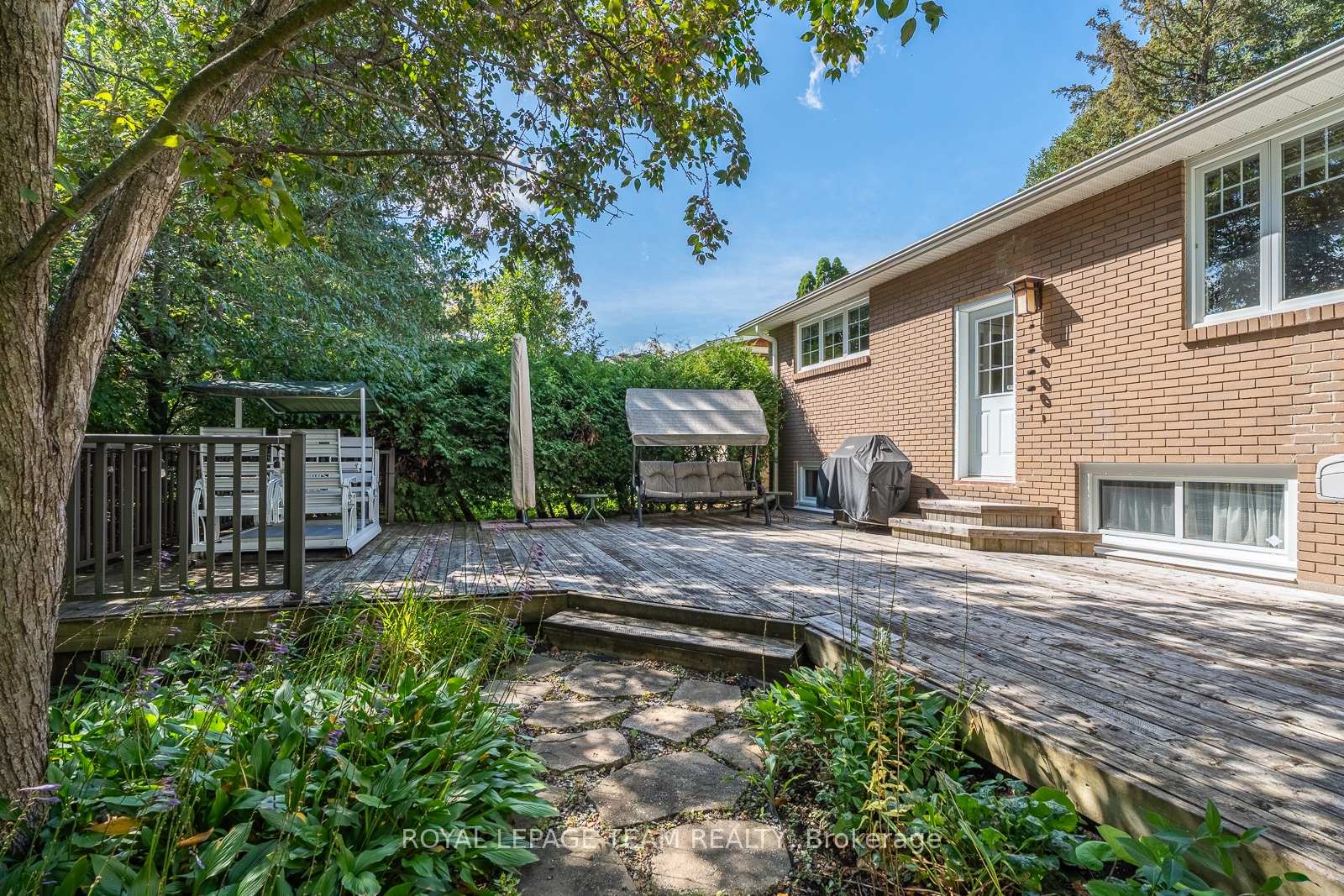 Photo 38 of 1840 Appleford Street, Ottawa, Beacon Hill South — HOMEH