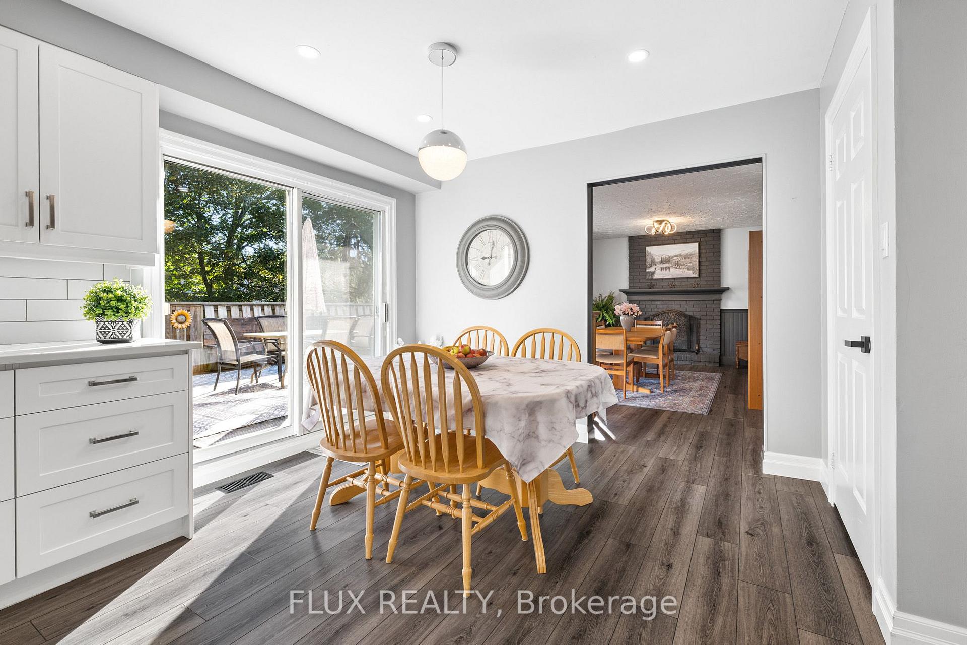 Photo 15 of 60 Cherrytree Court, Kitchener, Forest Heights — HOMEH