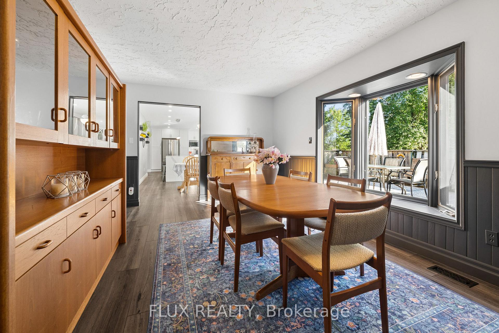 Photo 17 of 60 Cherrytree Court, Kitchener, Forest Heights — HOMEH