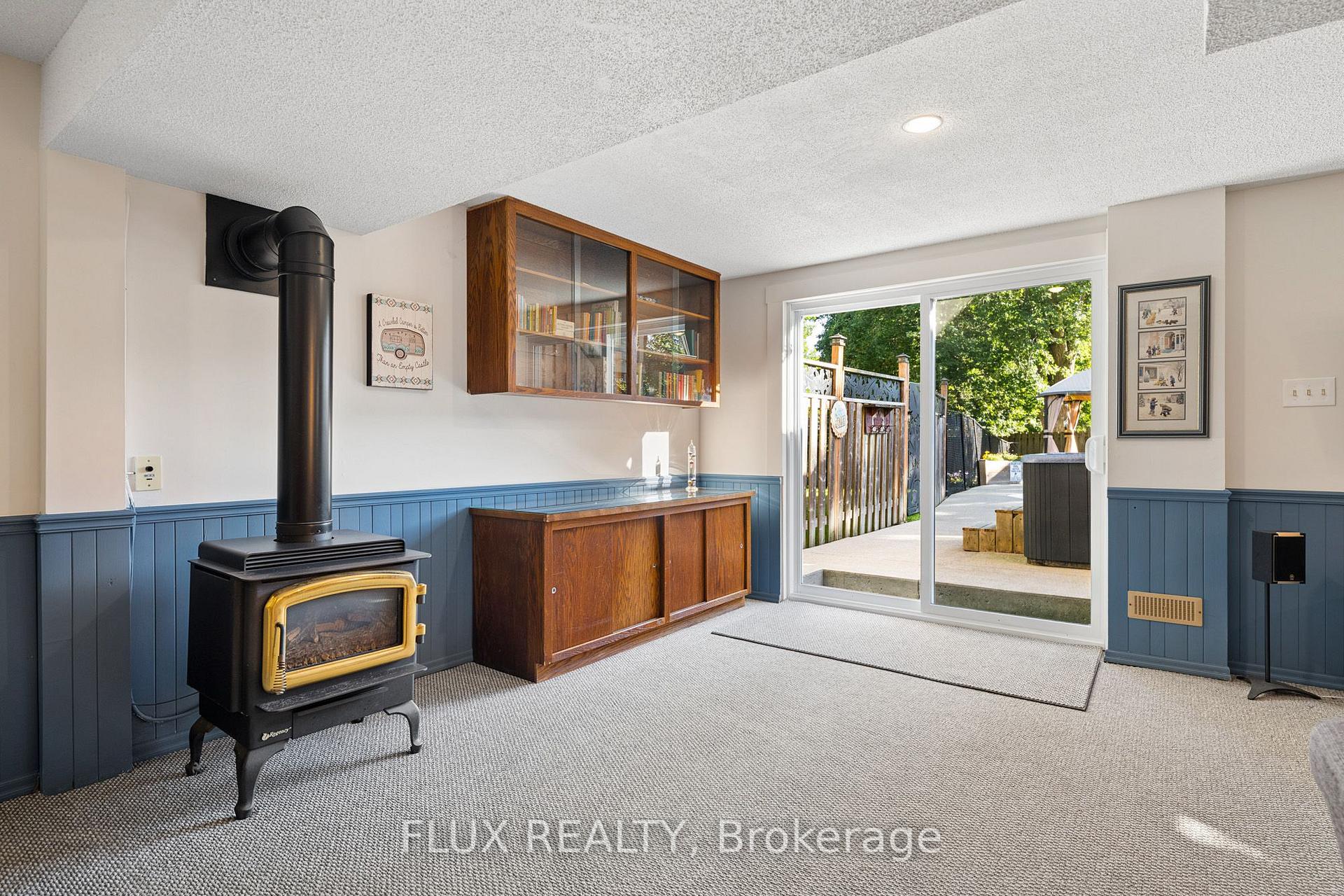 Photo 36 of 60 Cherrytree Court, Kitchener, Forest Heights — HOMEH