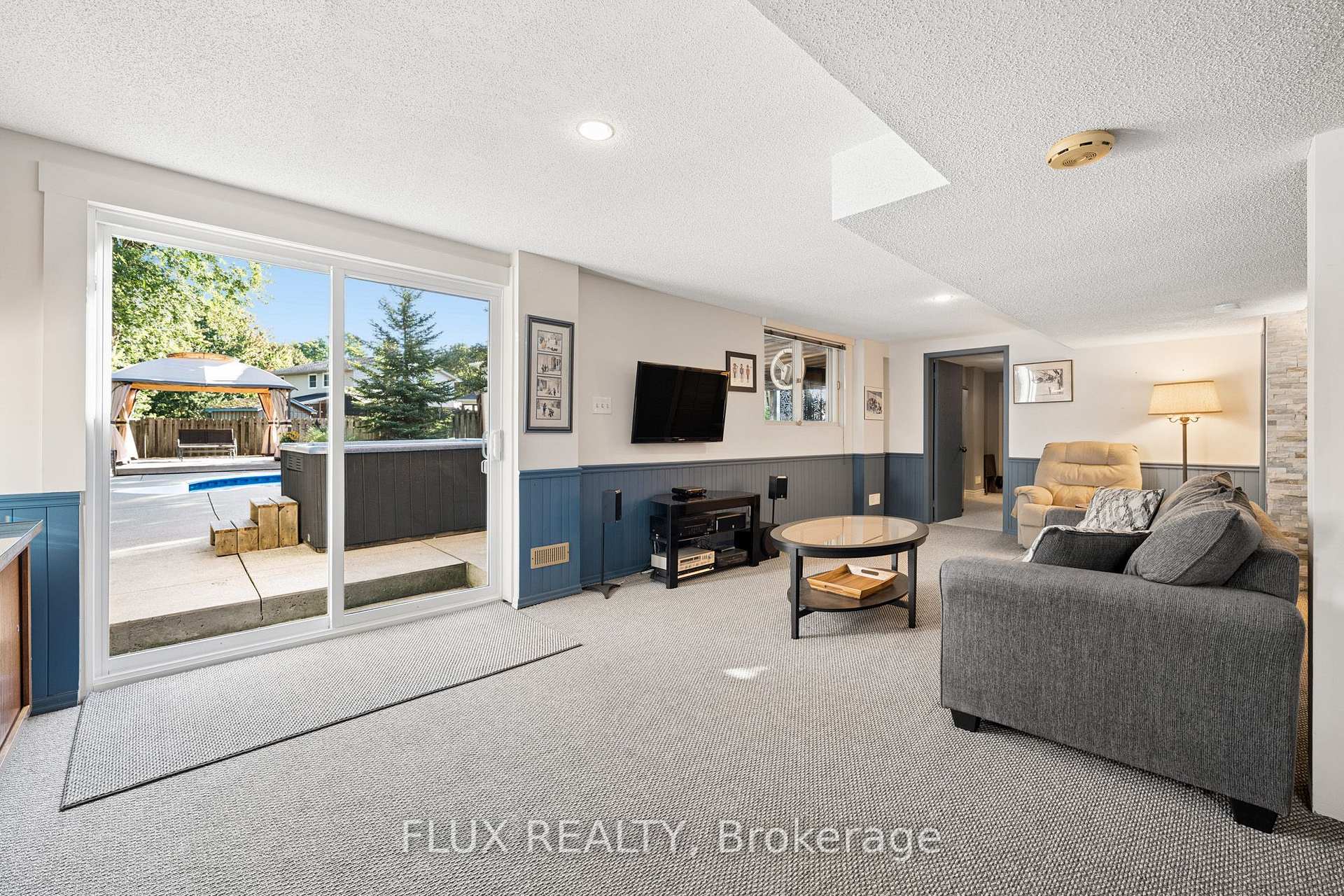 Photo 37 of 60 Cherrytree Court, Kitchener, Forest Heights — HOMEH