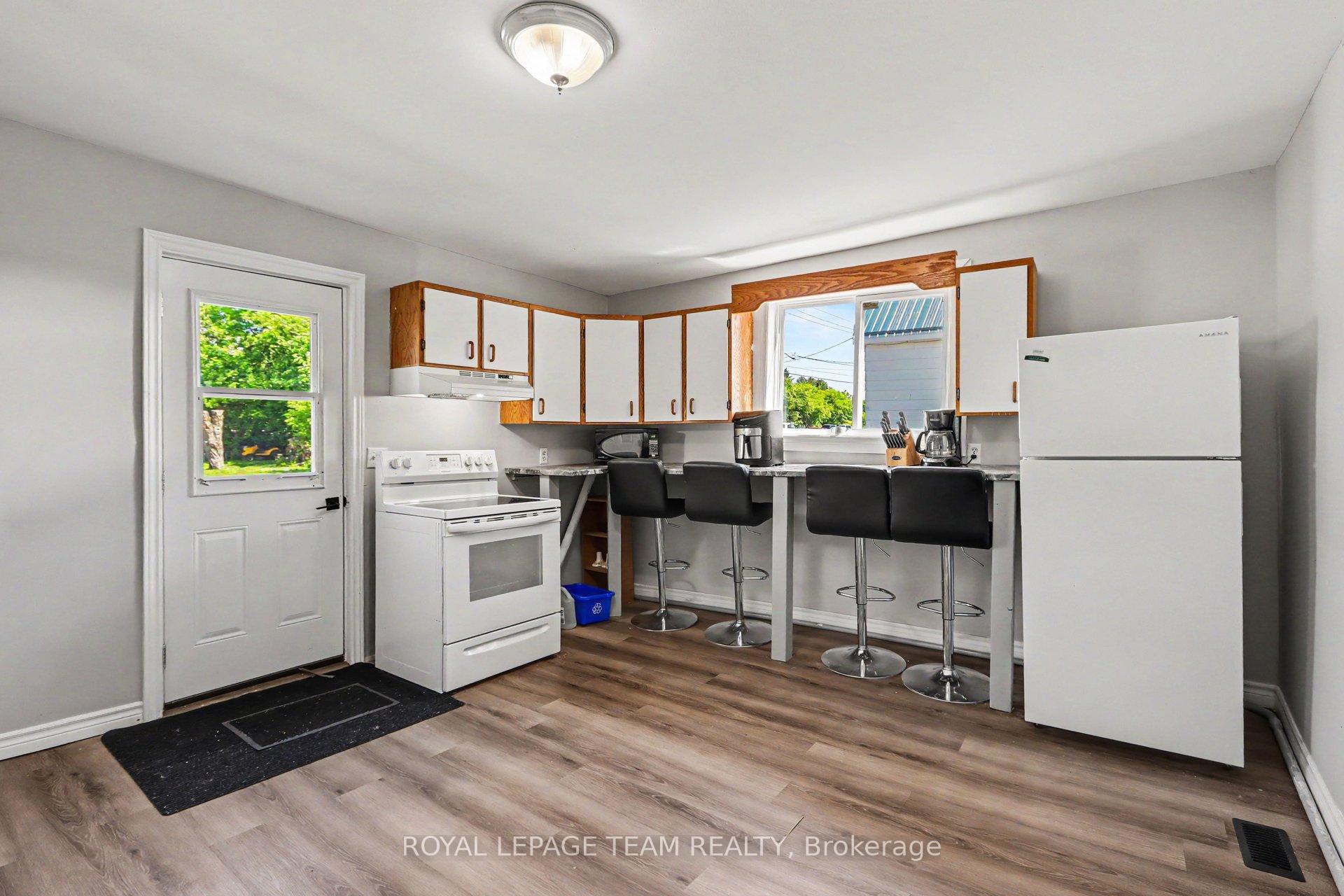 Photo 7 of 10486 Clark Road, North Dundas, North Dundas (Mountain) Twp — HOMEH