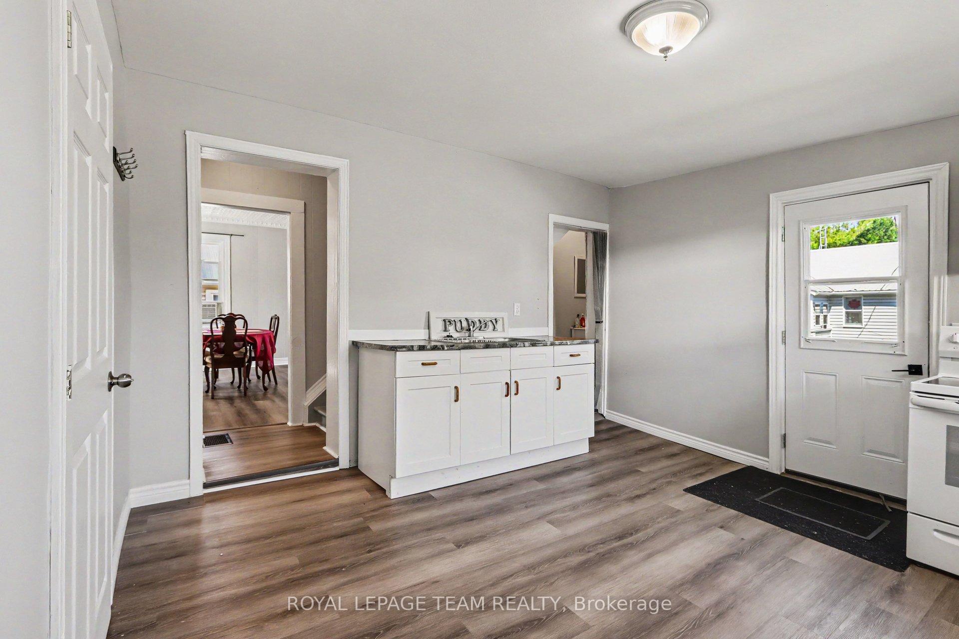 Photo 8 of 10486 Clark Road, North Dundas, North Dundas (Mountain) Twp — HOMEH