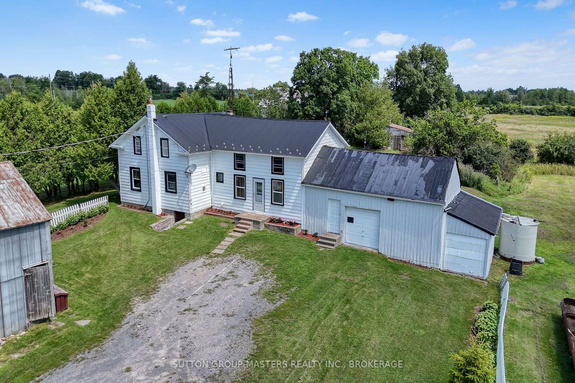 Photo 2 of 594 Fred Brown Road, Loyalist, Lennox and Addington - South — HOMEH