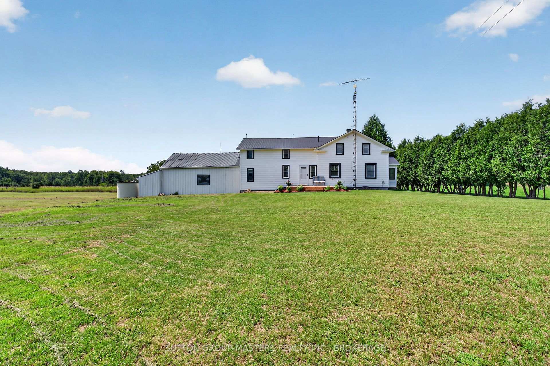 Photo 5 of 594 Fred Brown Road, Loyalist, Lennox and Addington - South — HOMEH