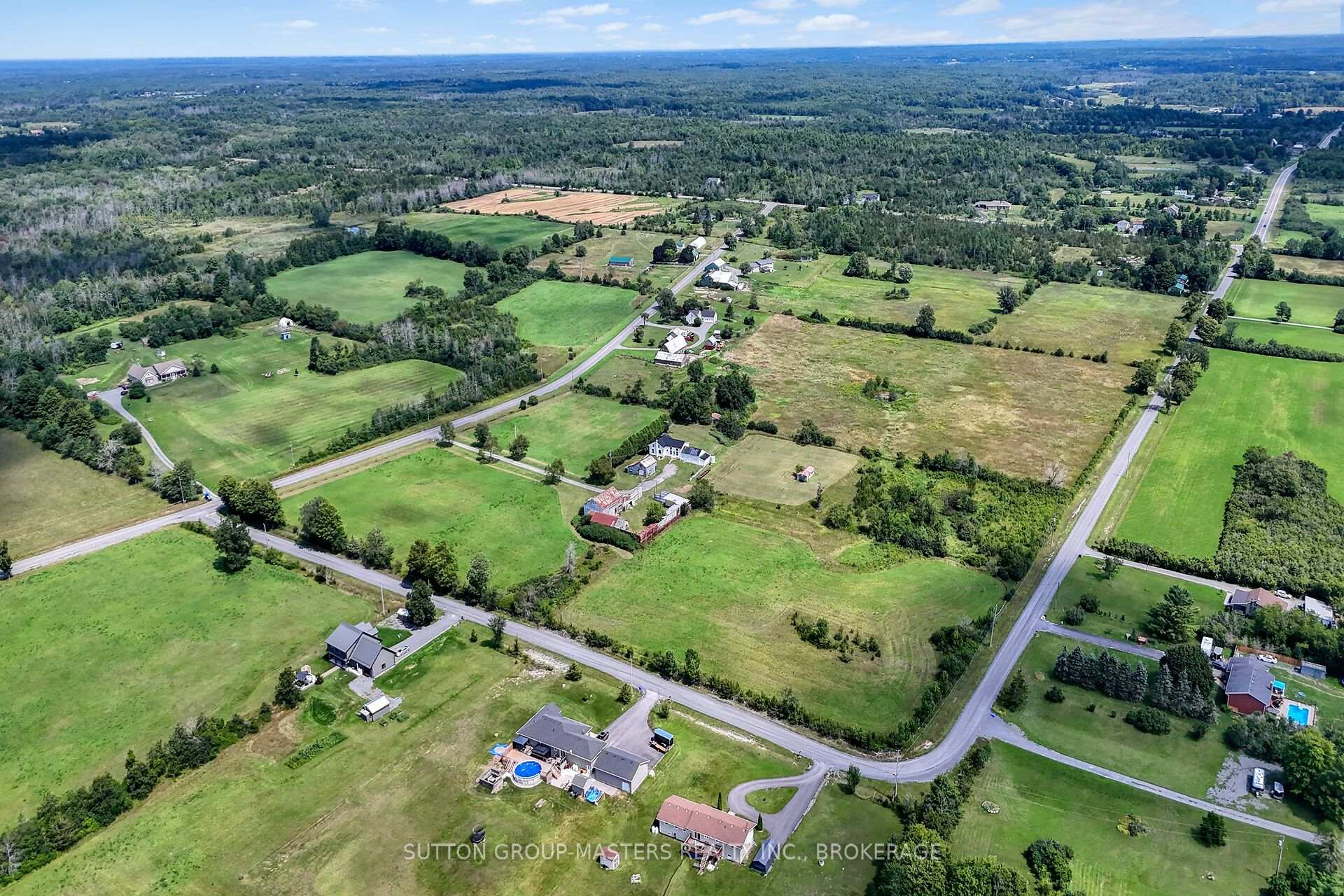 Photo 44 of 594 Fred Brown Road, Loyalist, Lennox and Addington - South — HOMEH