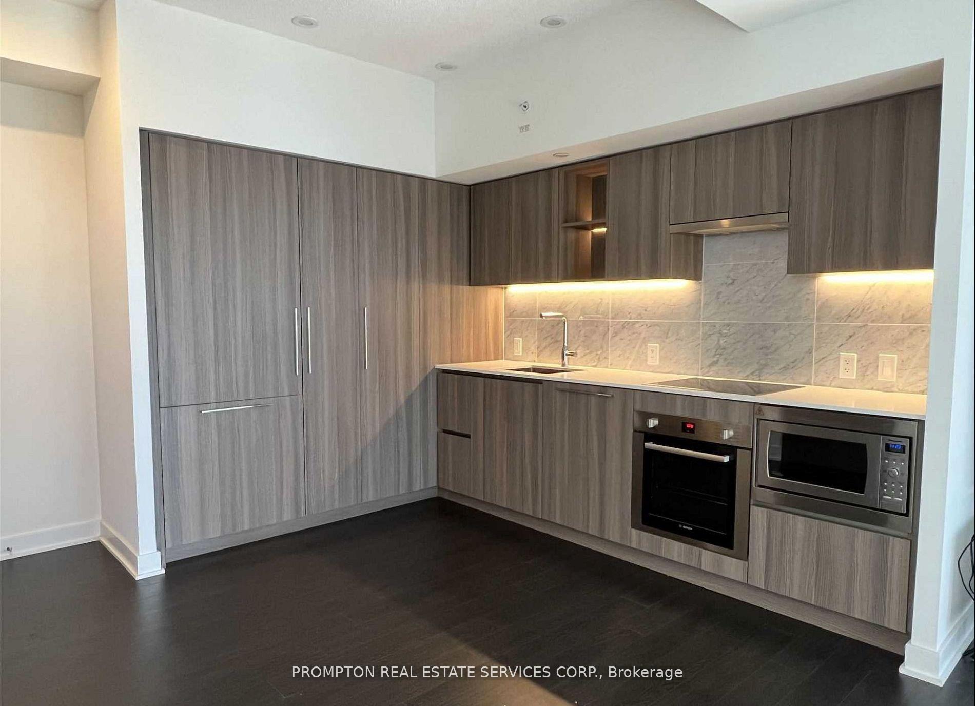 Photo 4 of Unit 3911, 19 Bathurst Street, Toronto, Waterfront Communities — HOMEH