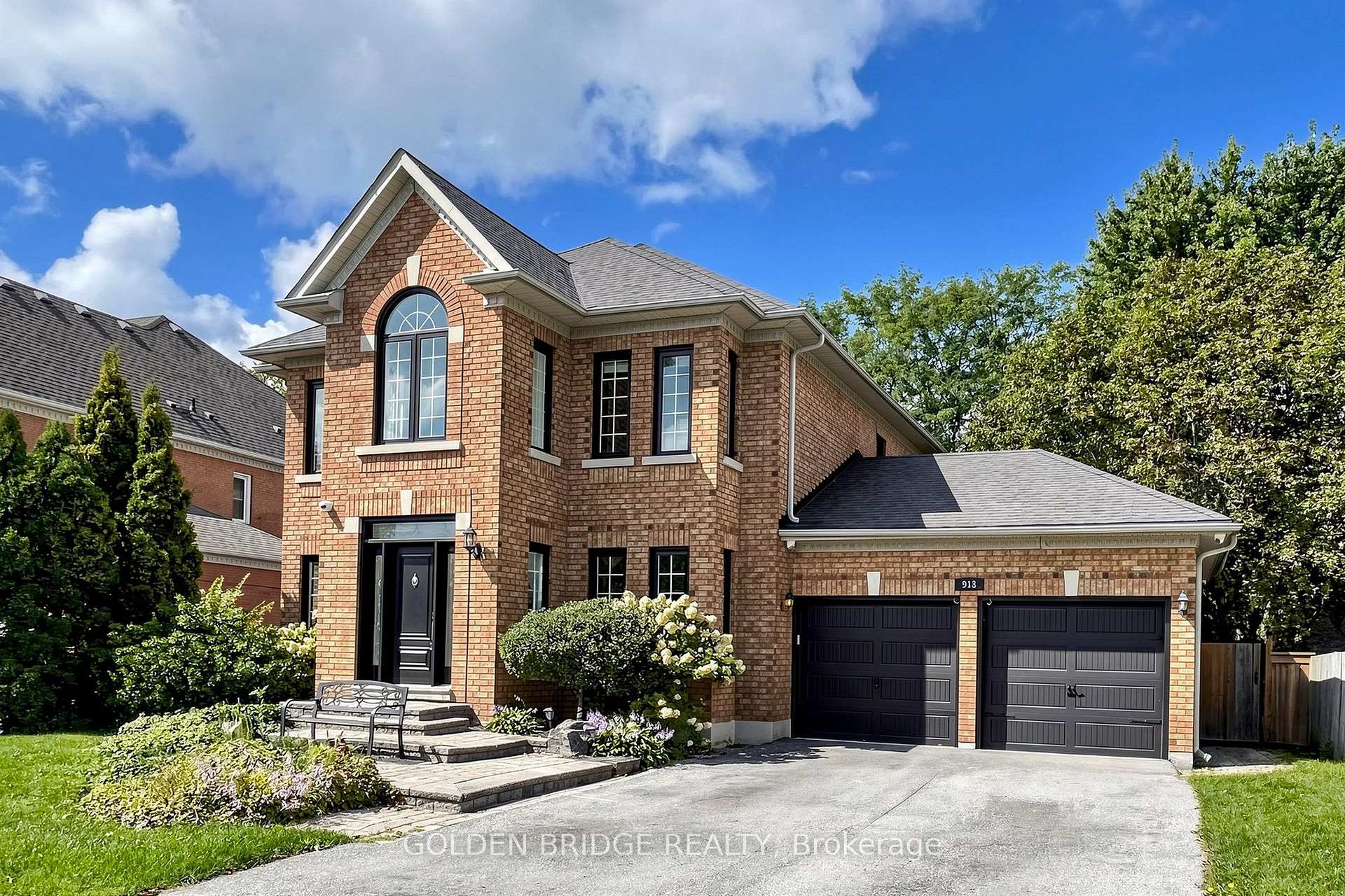 Photo 1 of 913 Ivsbridge Boulevard, Newmarket, Stonehaven-Wyndham — HOMEH