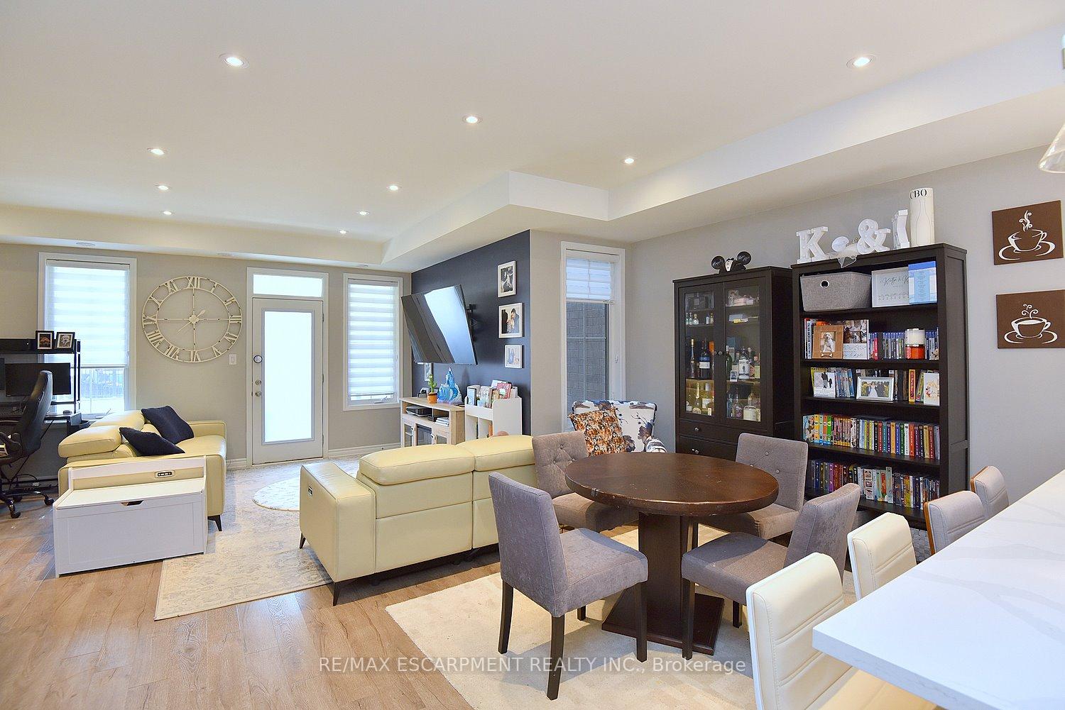 Photo 8 of Unit 78, 1317 Lerchie Way, Milton, Bowes — HOMEH