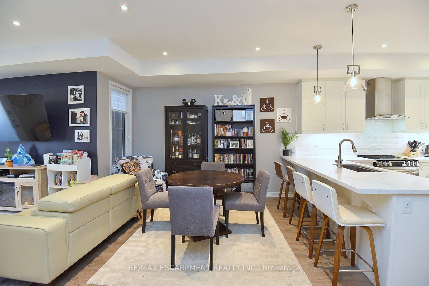 Photo 9 of Unit 78, 1317 Lerchie Way, Milton, Bowes — HOMEH