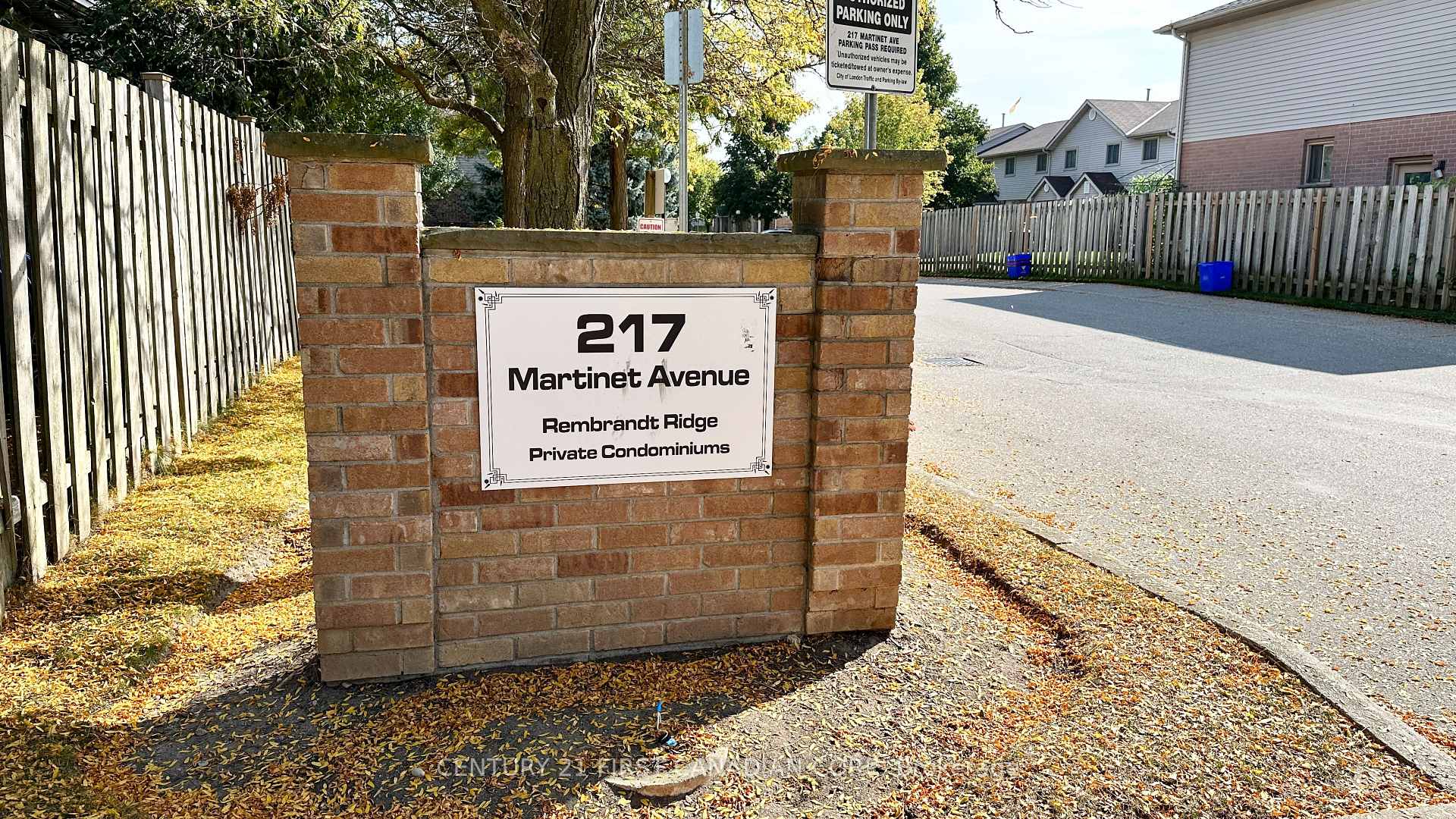 Photo 3 of Unit 46, 217 Martinet Avenue, London, East I — HOMEH