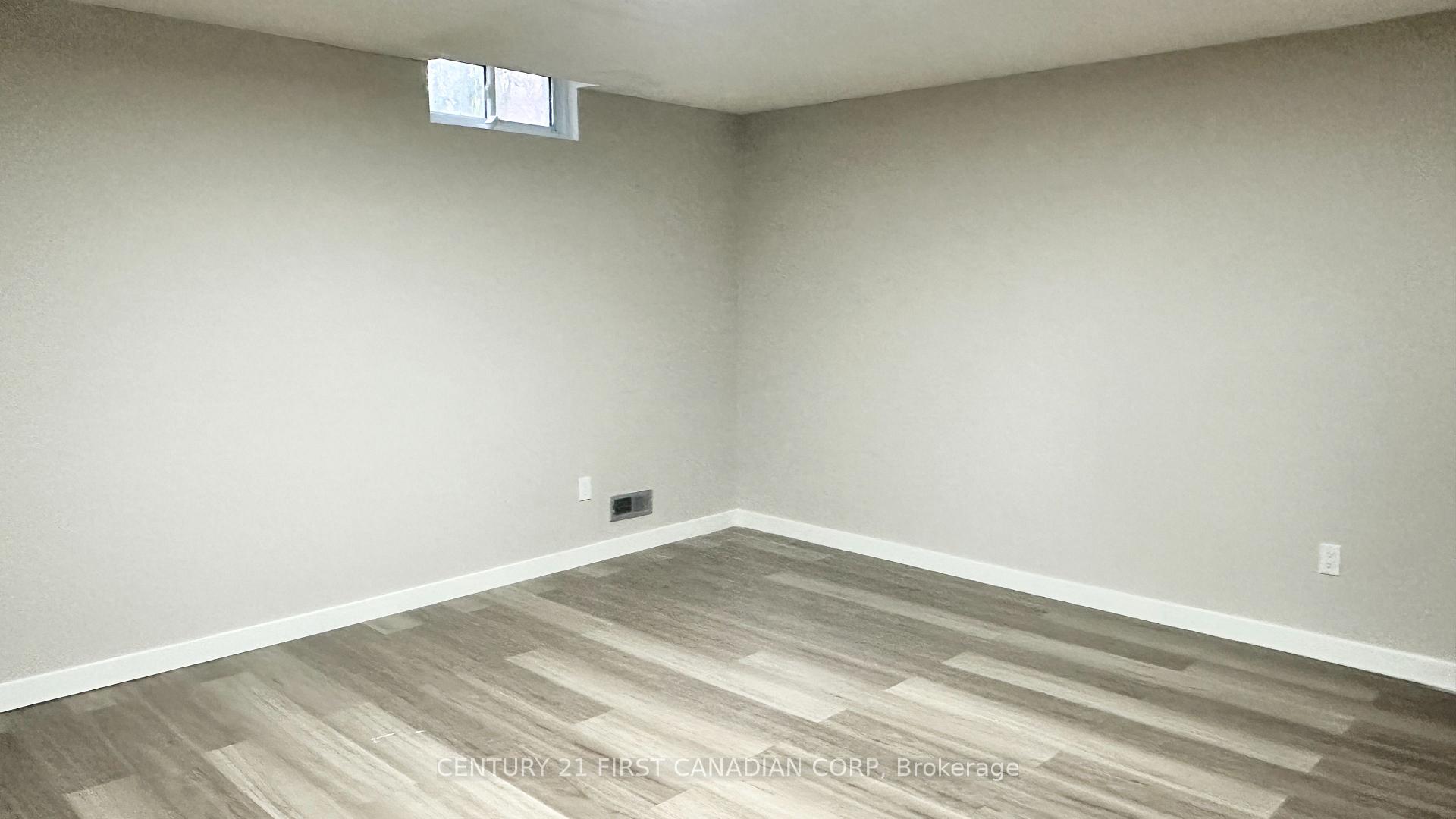 Photo 30 of Unit 46, 217 Martinet Avenue, London, East I — HOMEH