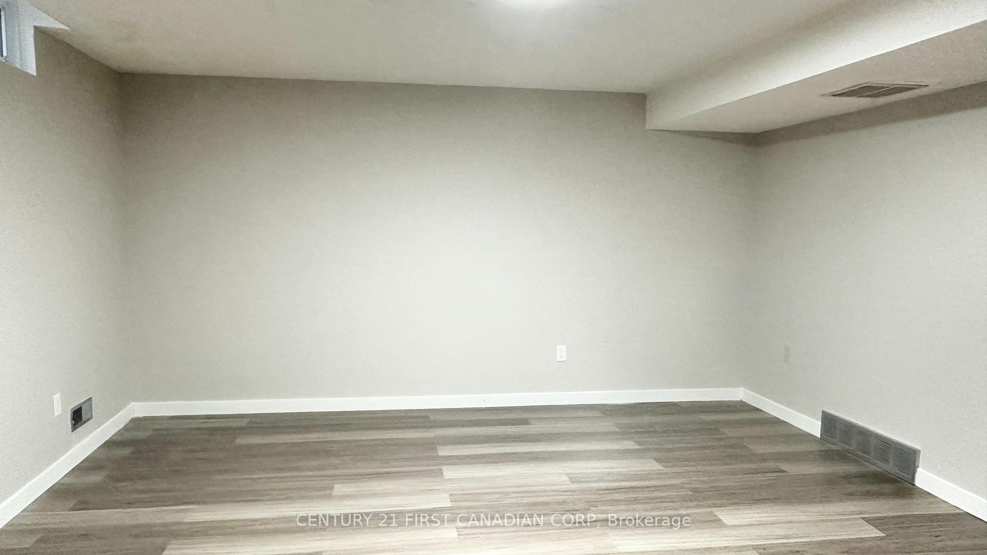 Photo 31 of Unit 46, 217 Martinet Avenue, London, East I — HOMEH