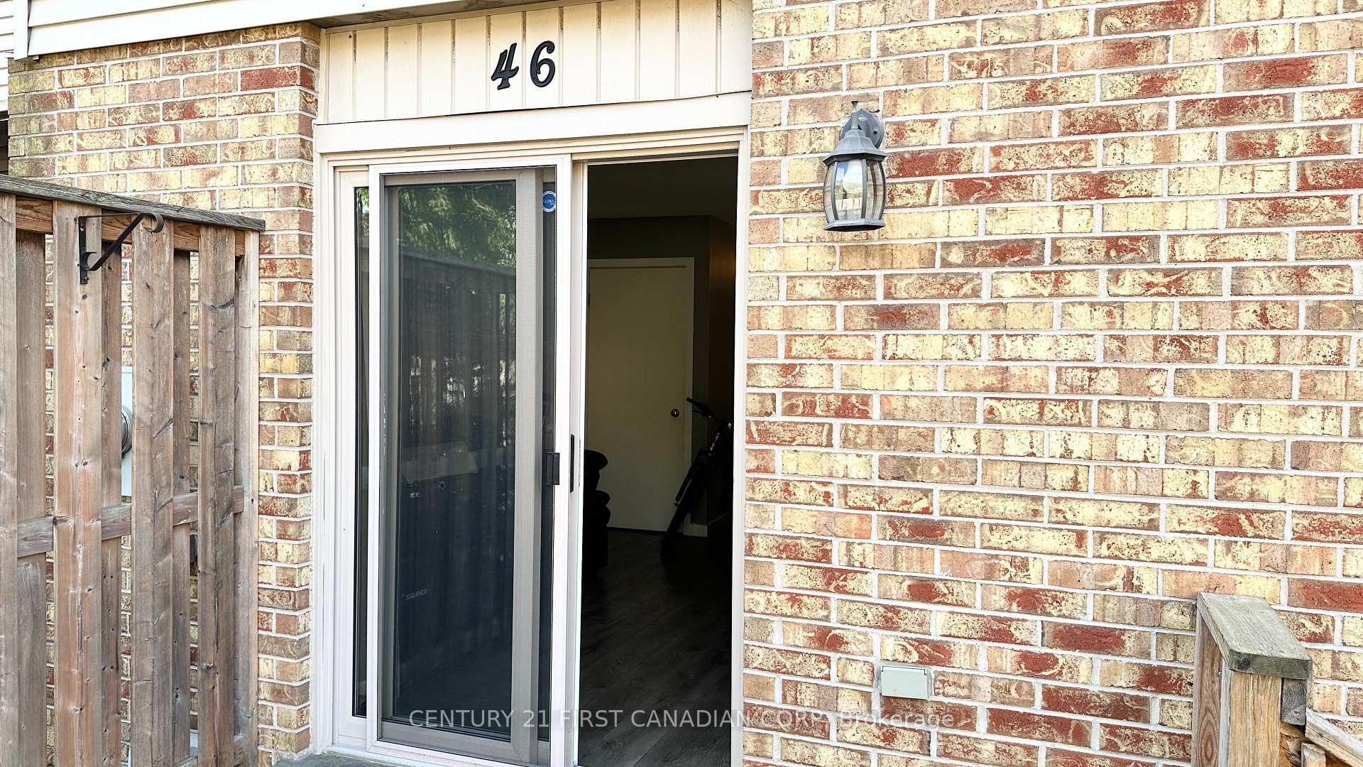 Photo 33 of Unit 46, 217 Martinet Avenue, London, East I — HOMEH