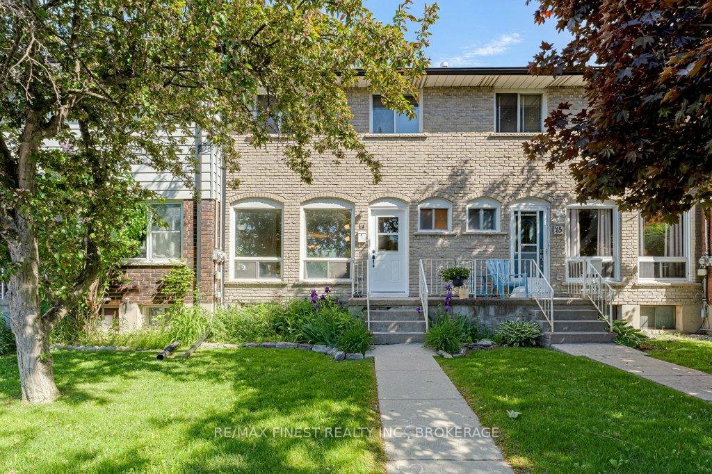 Photo 2 of Unit 14, 30 Addington Street, Loyalist, Amherstview — HOMEH
