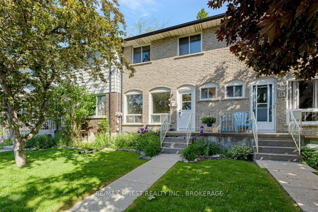 Photo 3 of Unit 14, 30 Addington Street, Loyalist, Amherstview — HOMEH