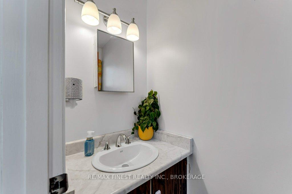 Photo 7 of Unit 14, 30 Addington Street, Loyalist, Amherstview — HOMEH