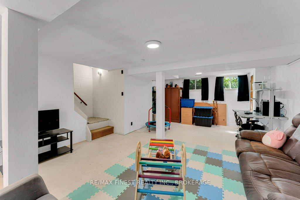 Photo 29 of Unit 14, 30 Addington Street, Loyalist, Amherstview — HOMEH