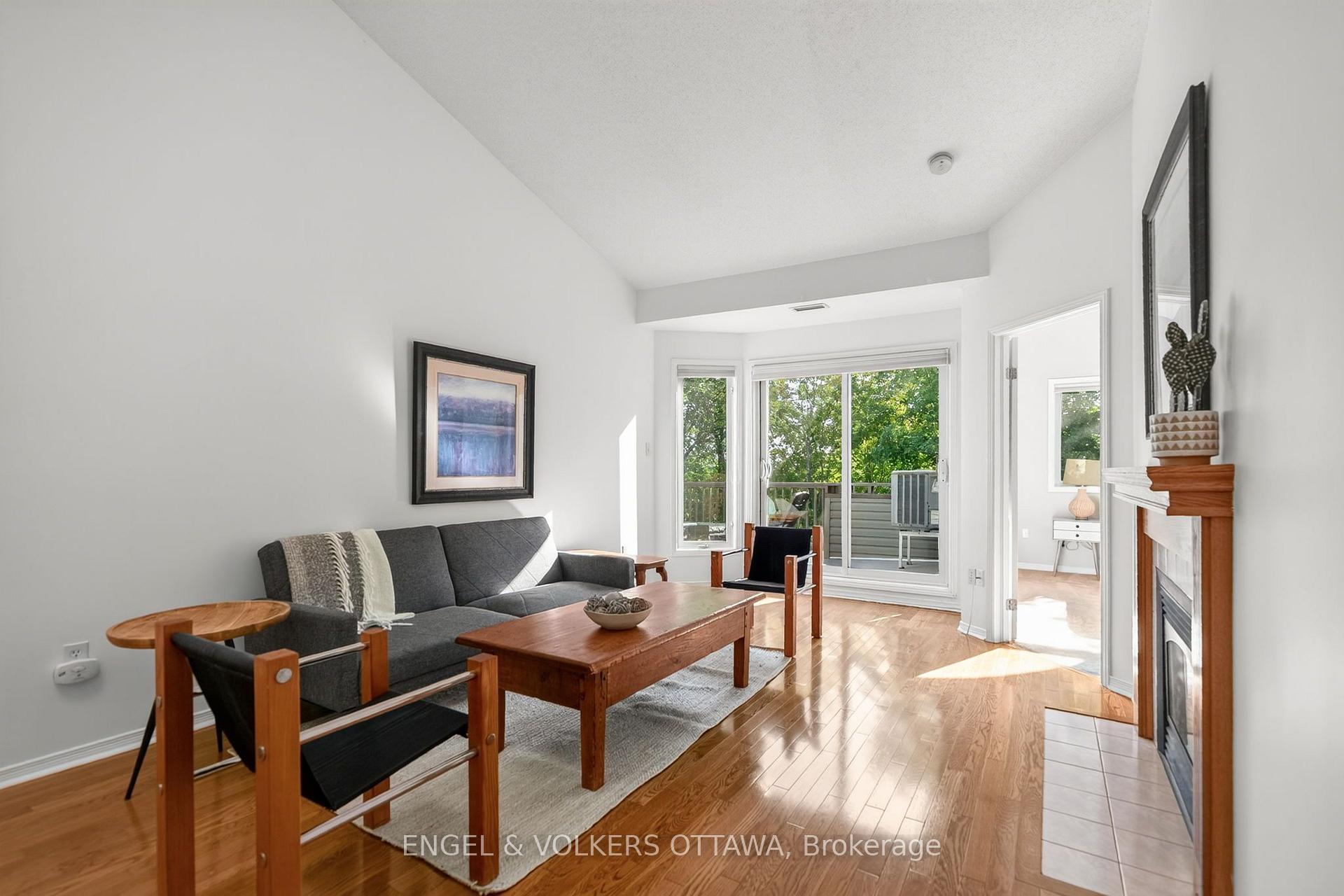 Photo 26 of 116 Robson Court, Ottawa, Kanata - Kanata Lakes/Heritage Hills — HOMEH