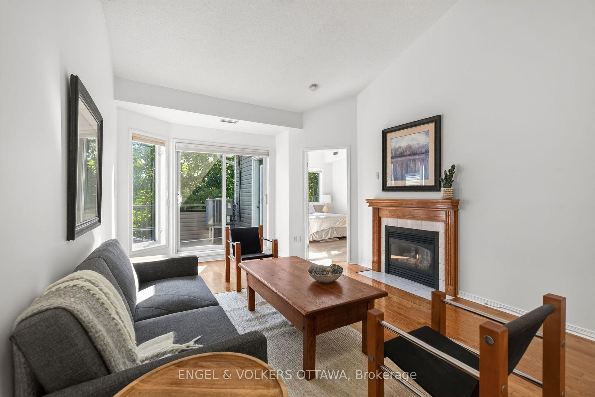 Photo 27 of 116 Robson Court, Ottawa, Kanata - Kanata Lakes/Heritage Hills — HOMEH