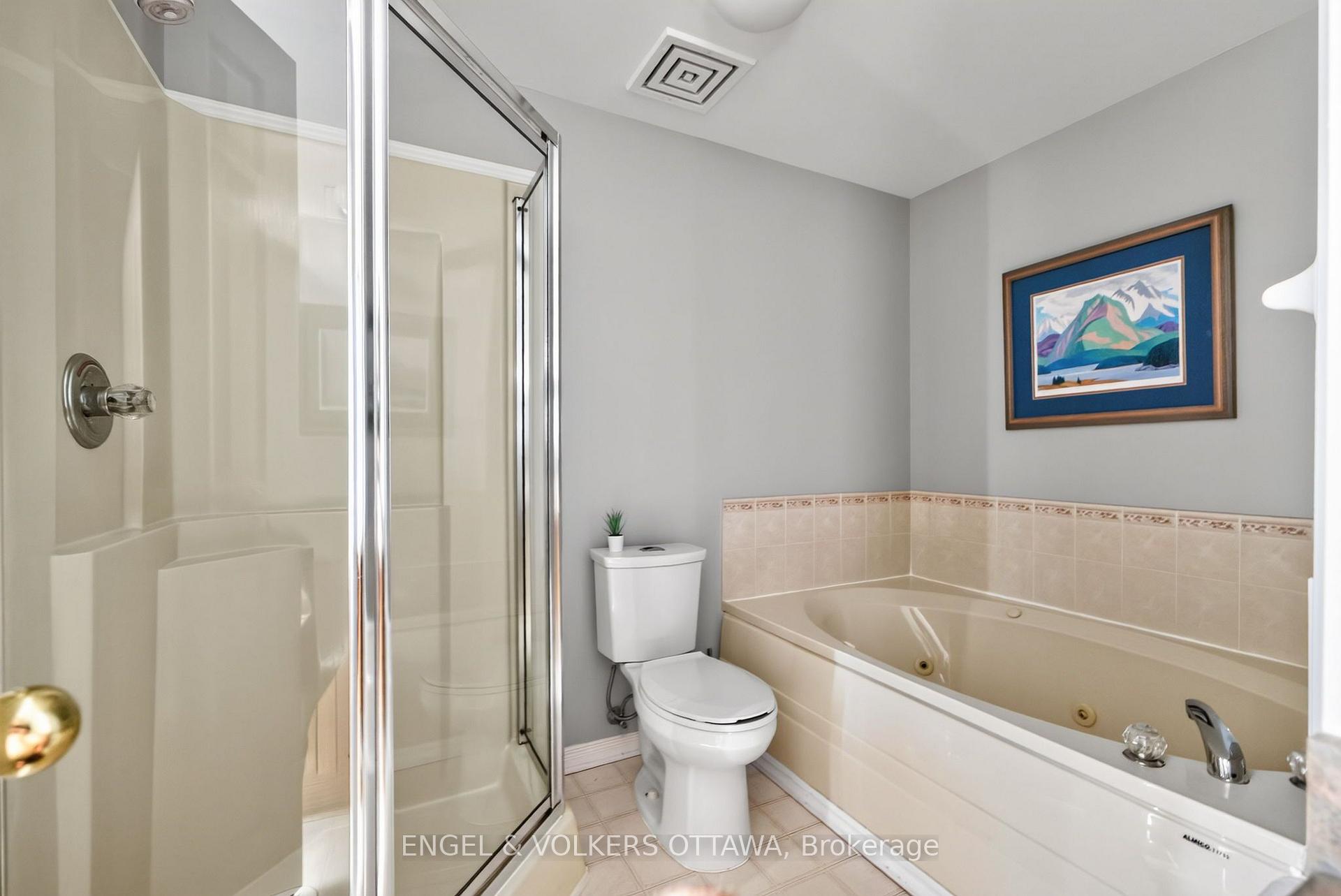 Photo 35 of 116 Robson Court, Ottawa, Kanata - Kanata Lakes/Heritage Hills — HOMEH