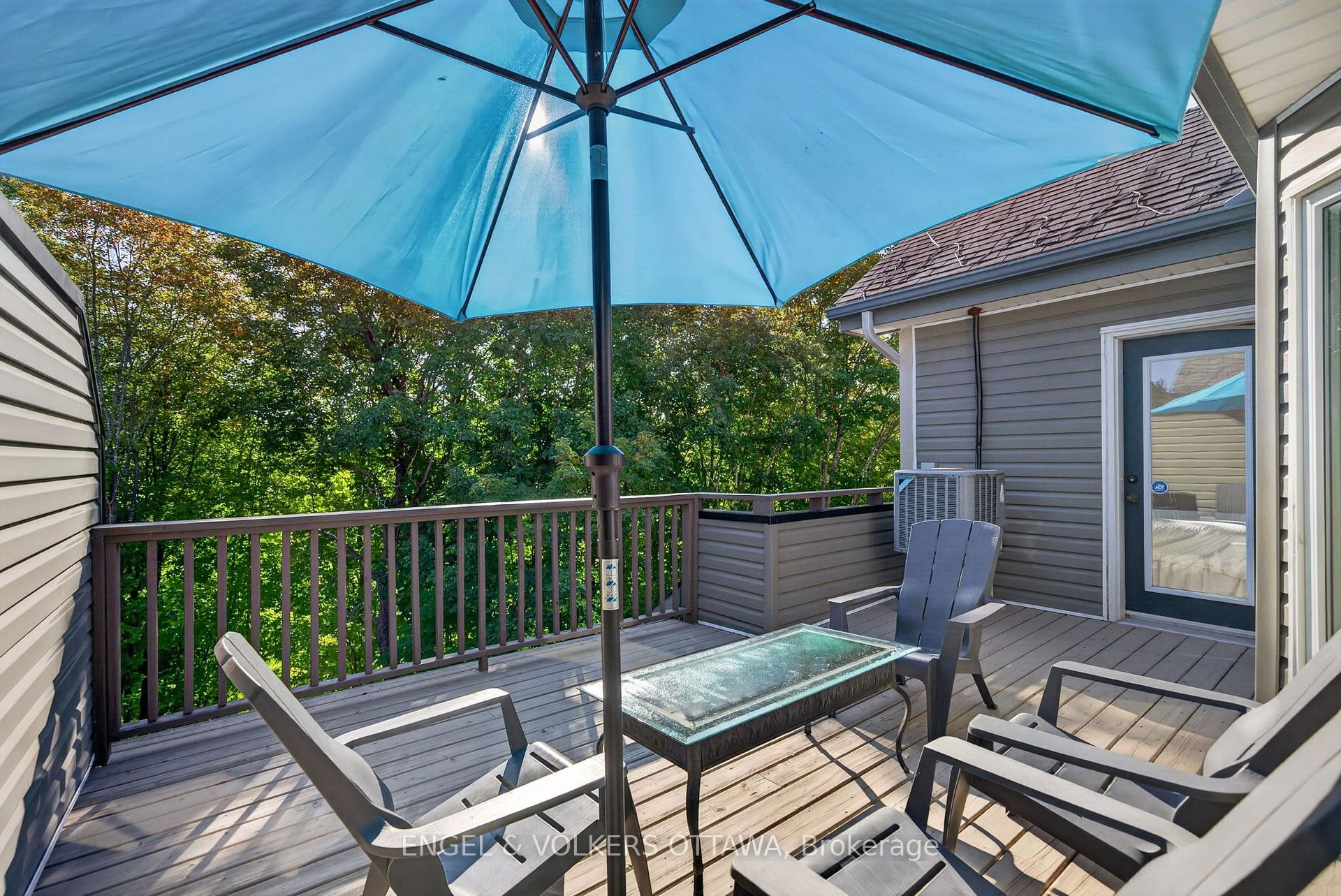Photo 43 of 116 Robson Court, Ottawa, Kanata - Kanata Lakes/Heritage Hills — HOMEH