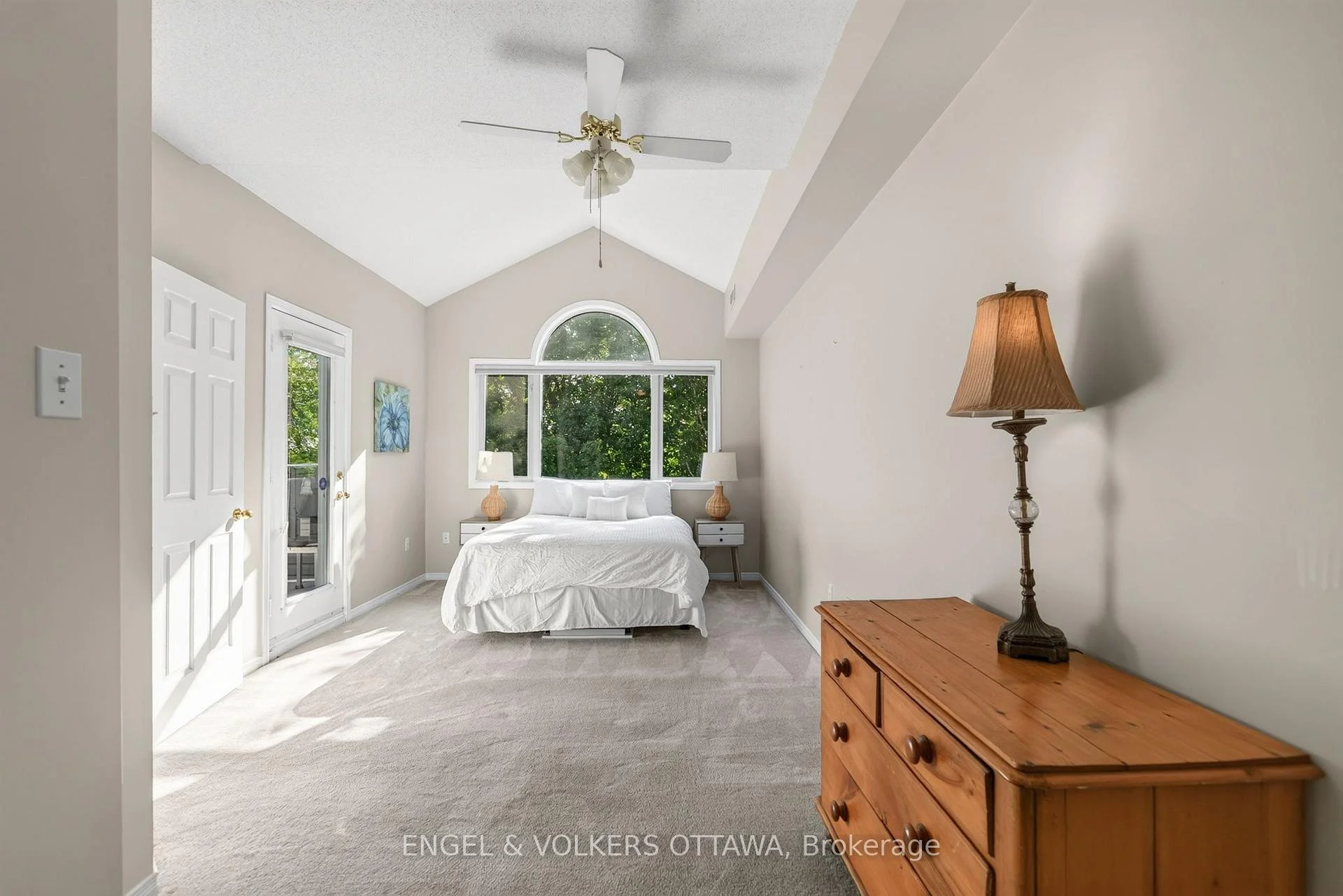 Photo 33 of 116 Robson Court, Ottawa, Kanata - Kanata Lakes/Heritage Hills — HOMEH