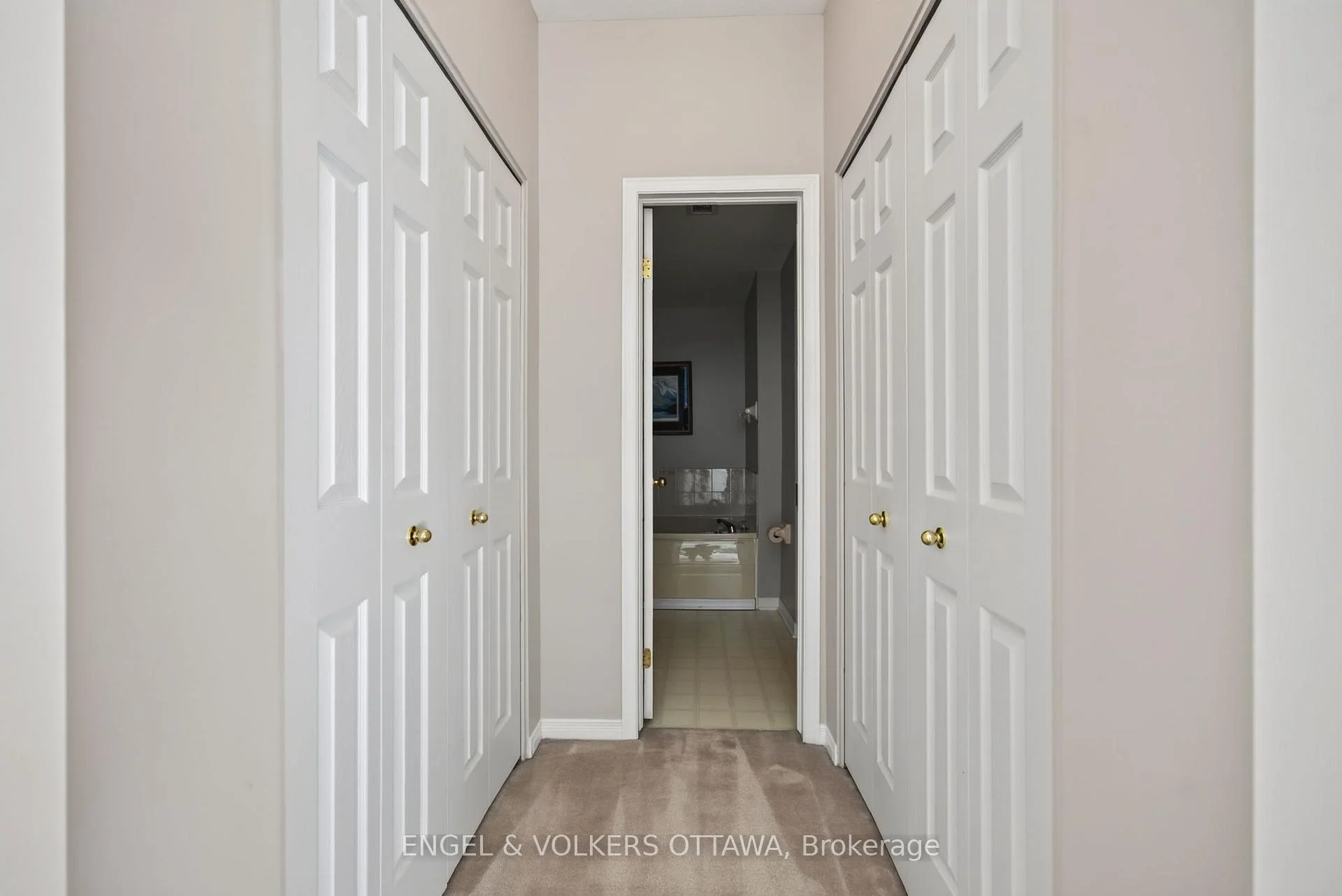 Photo 34 of 116 Robson Court, Ottawa, Kanata - Kanata Lakes/Heritage Hills — HOMEH