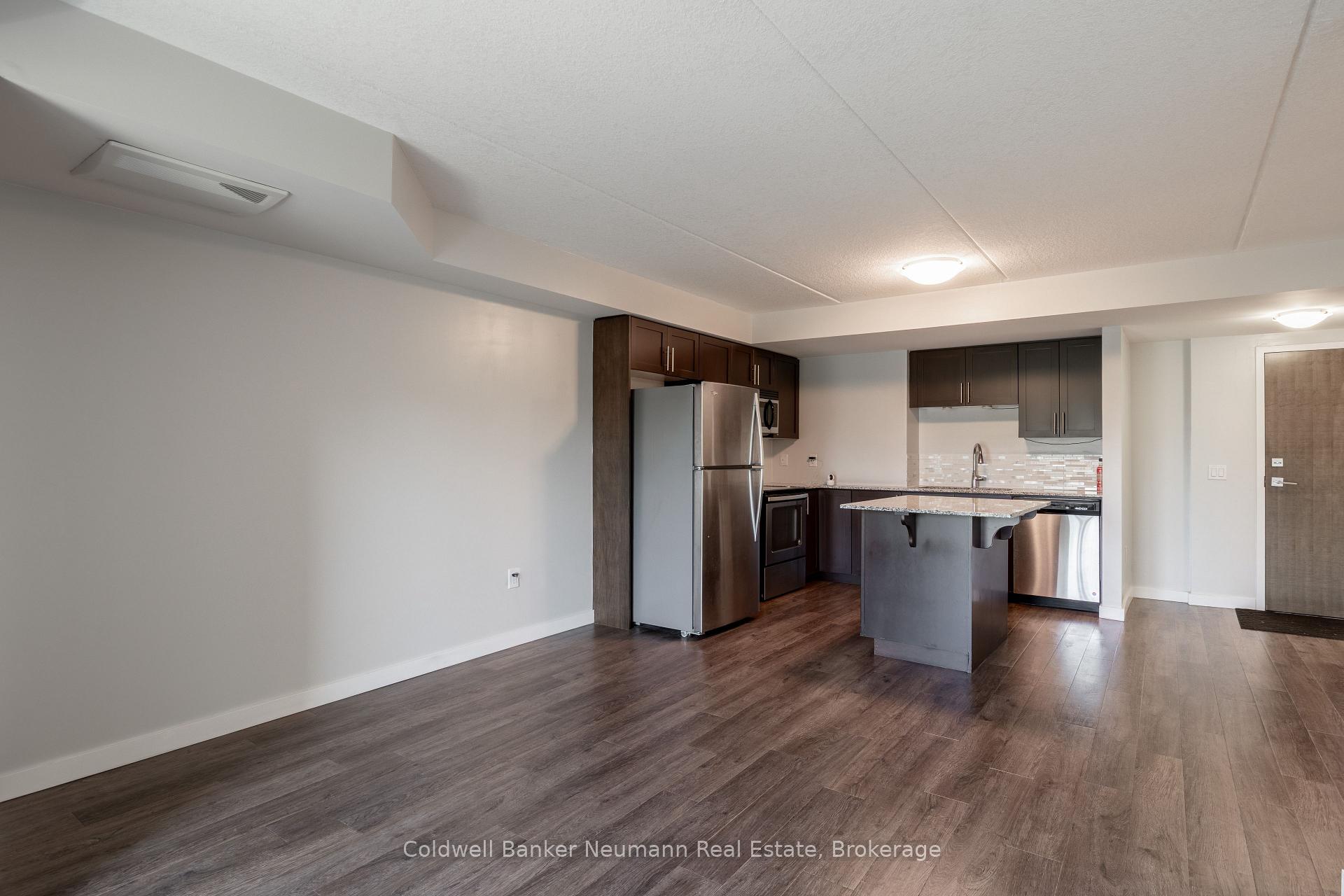 Photo 9 of Unit 212, 25 Kay Crescent, Guelph, Pineridge/Westminster Woods — HOMEH