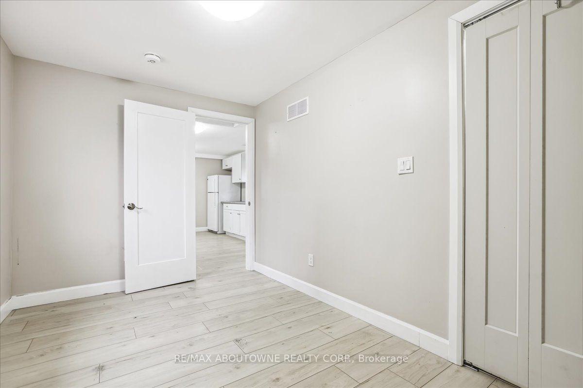 Photo 9 of 19 Bailey Street, St. Catharines, Western Hill — HOMEH